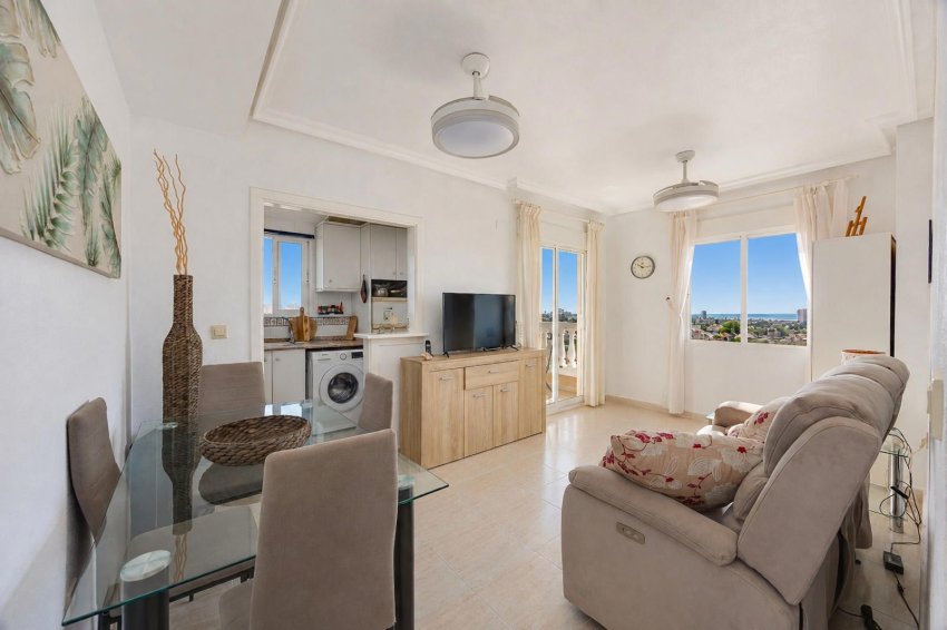 Resale - Apartment -
Torrevieja