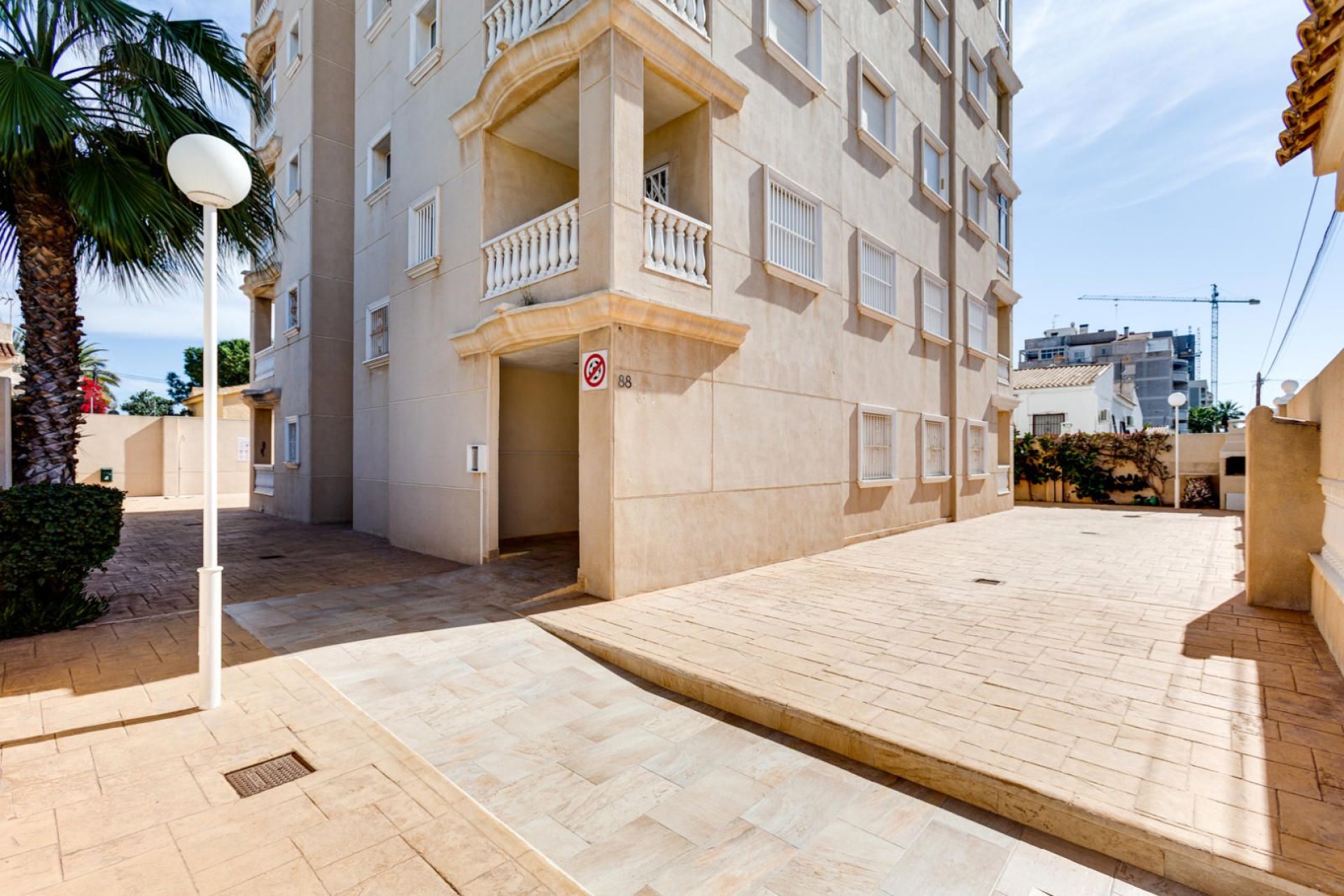 Resale - Apartment -
Torrevieja