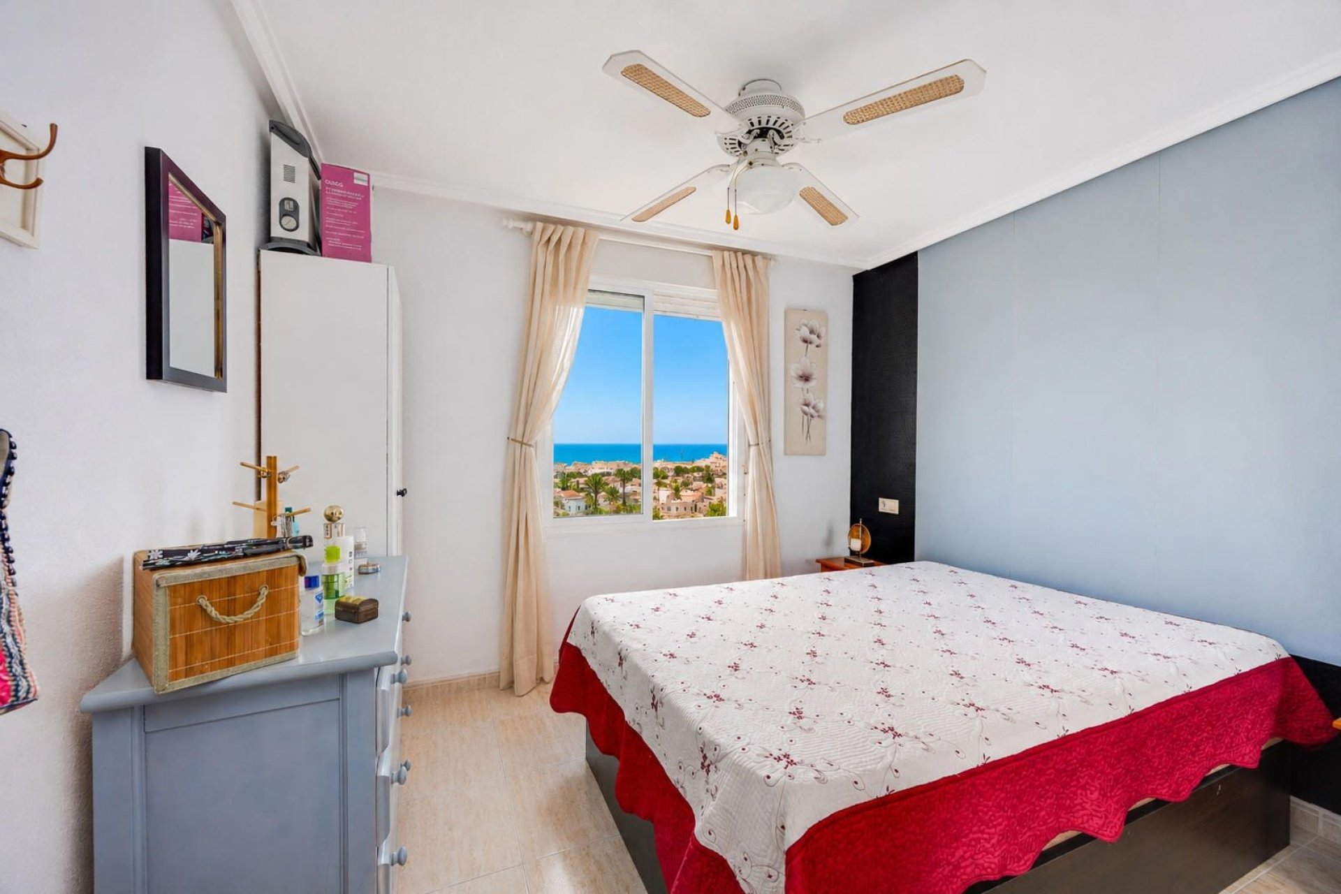 Resale - Apartment -
Torrevieja