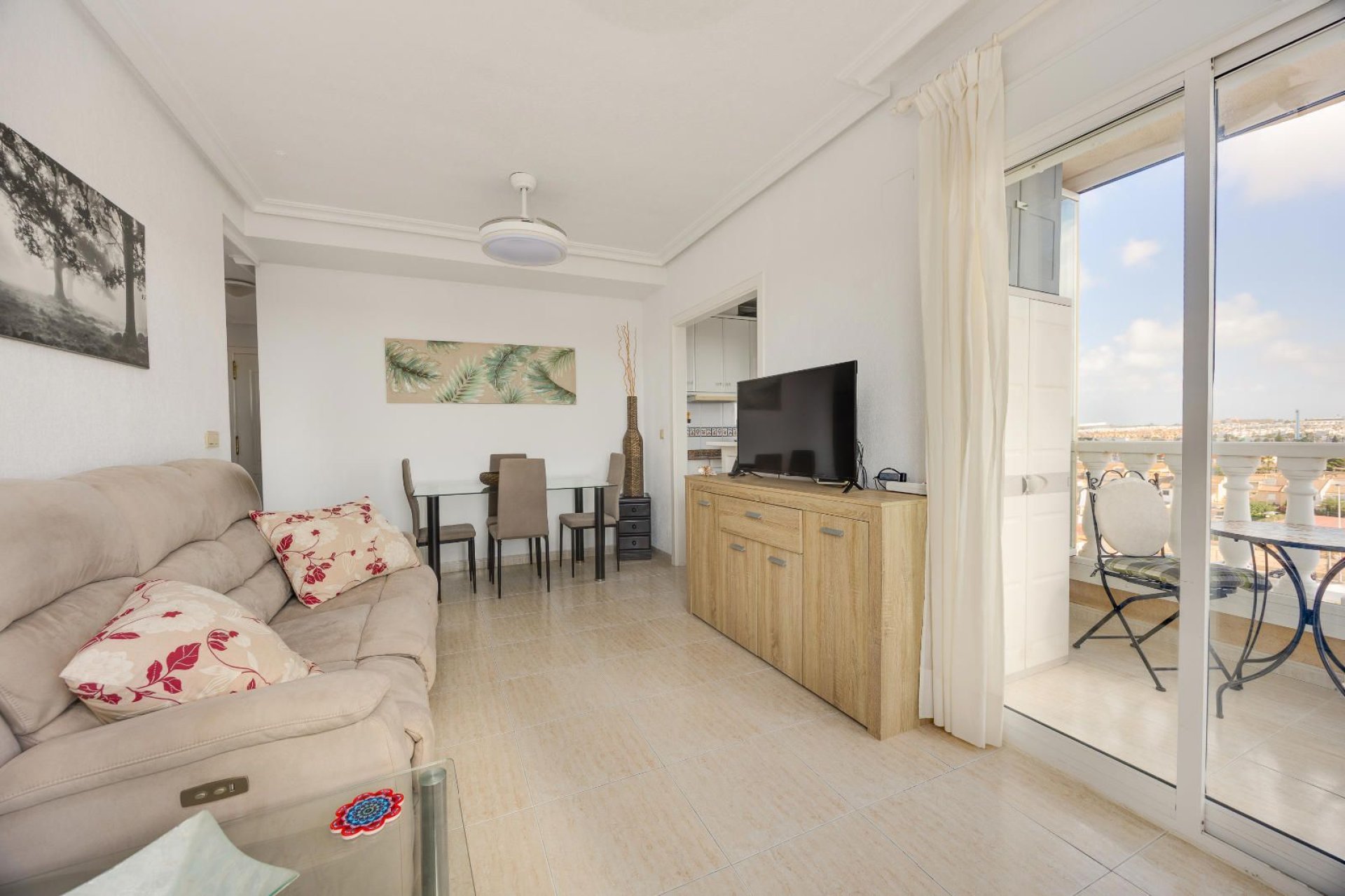 Resale - Apartment -
Torrevieja