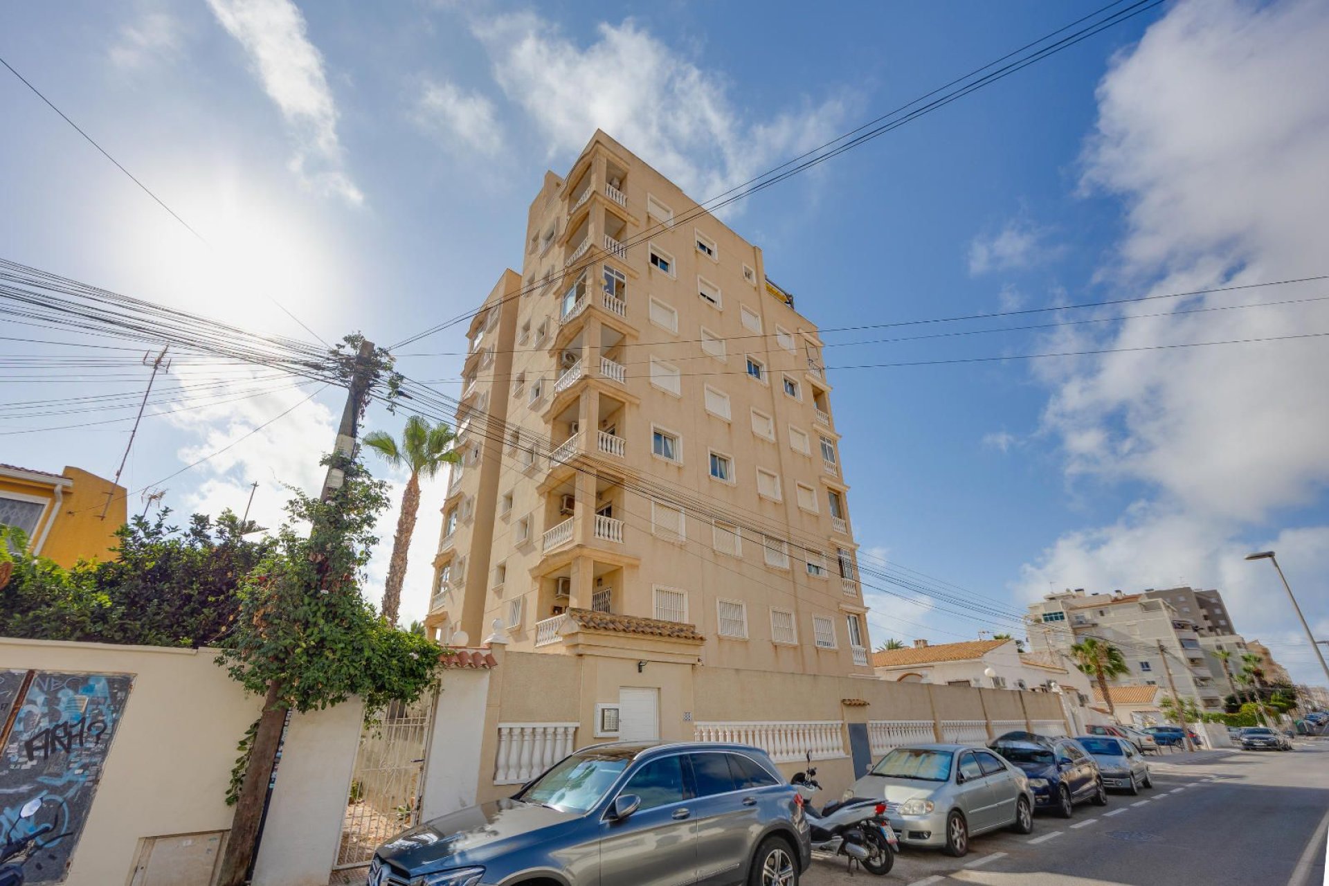 Resale - Apartment -
Torrevieja