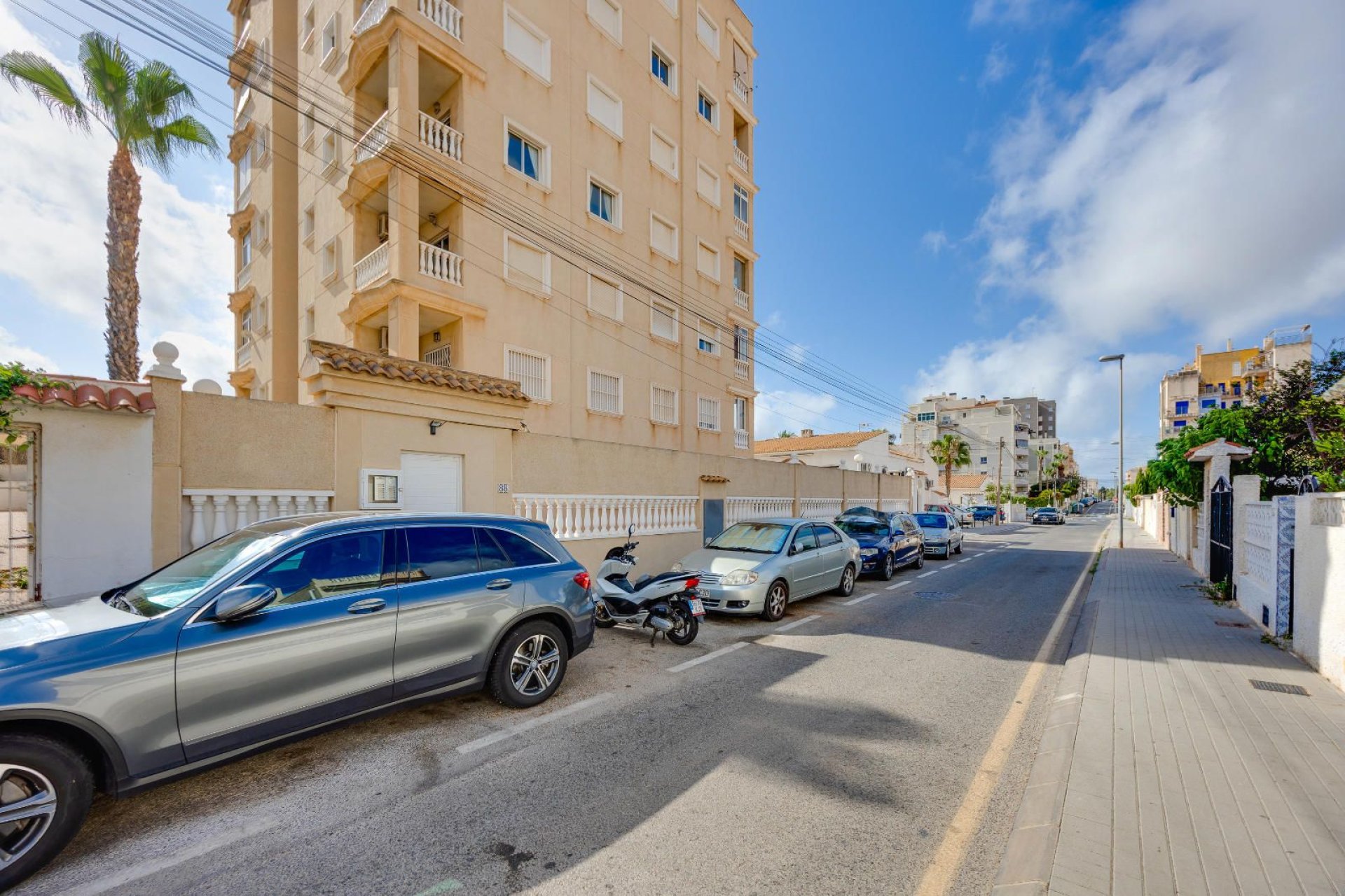 Resale - Apartment -
Torrevieja
