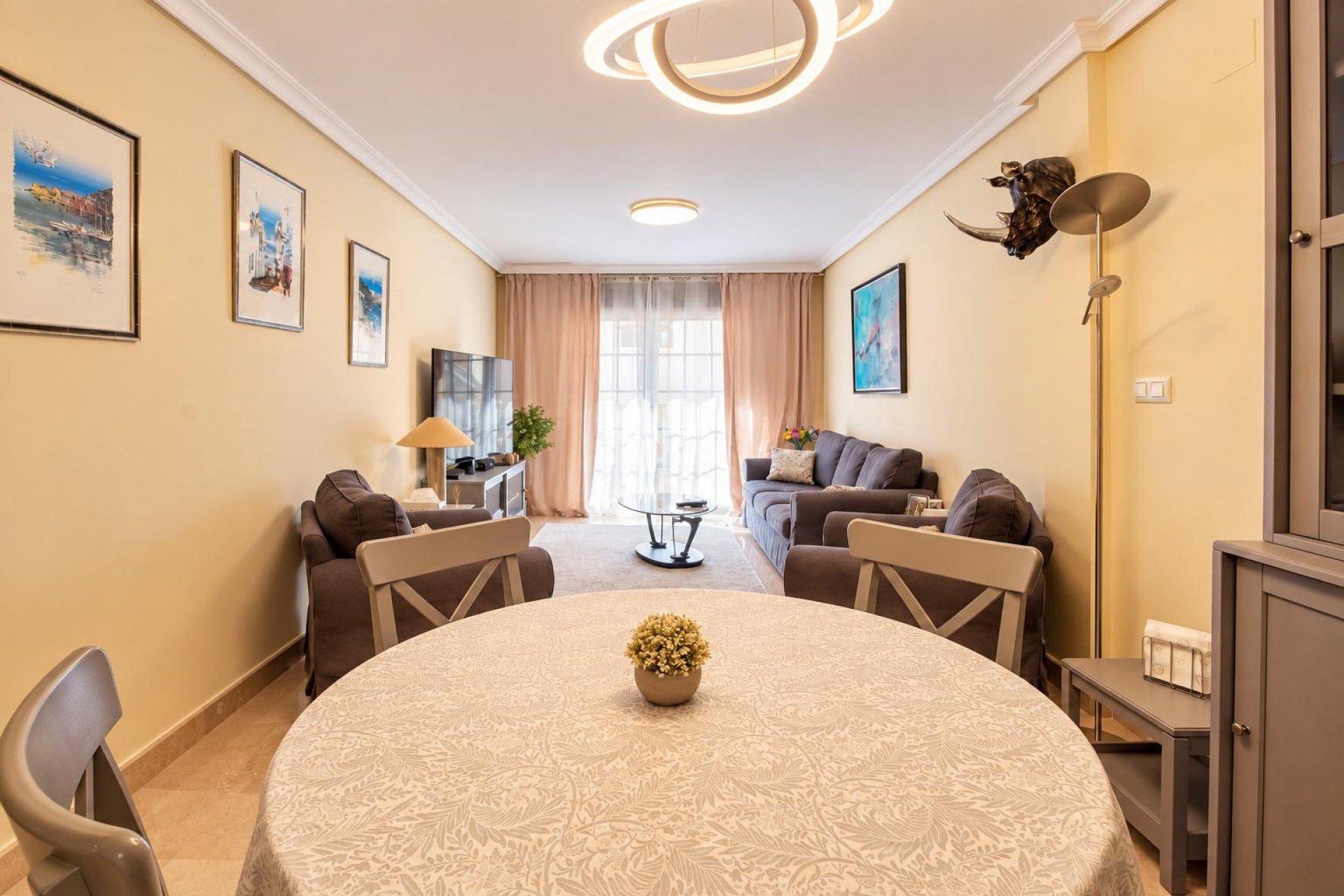 Resale - Apartment -
Torrevieja