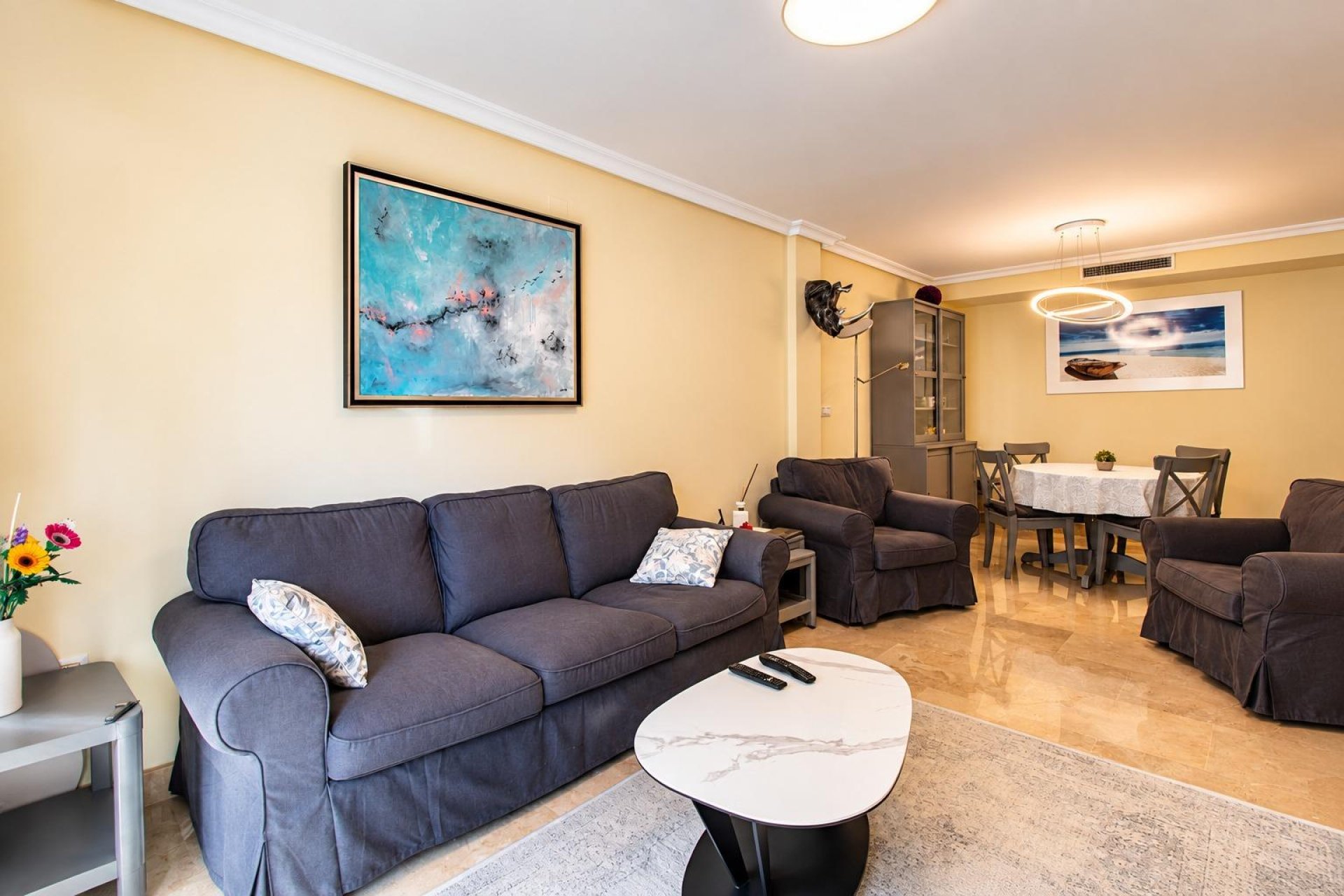 Resale - Apartment -
Torrevieja