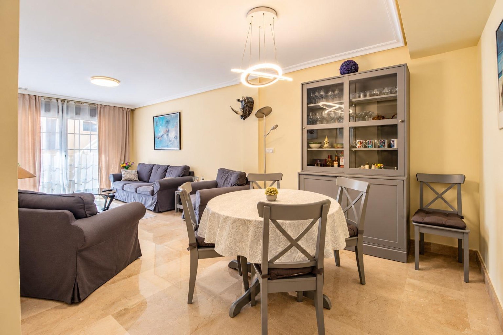 Resale - Apartment -
Torrevieja