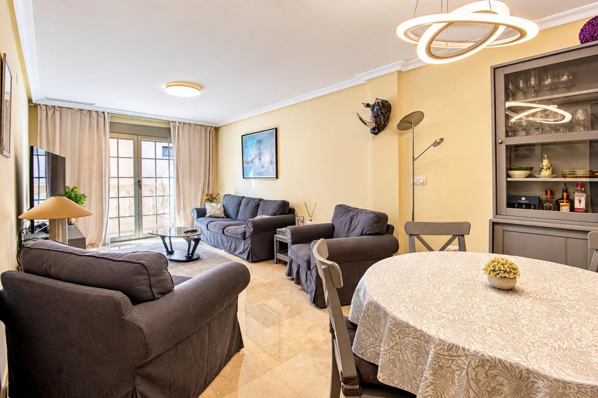 Resale - Apartment -
Torrevieja