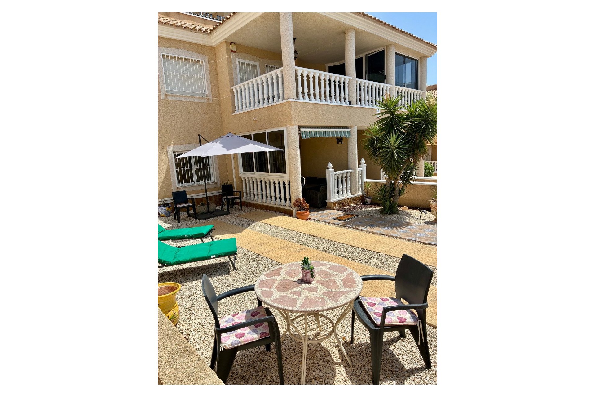 Resale - Apartment -
Villamartin - La Andaluza