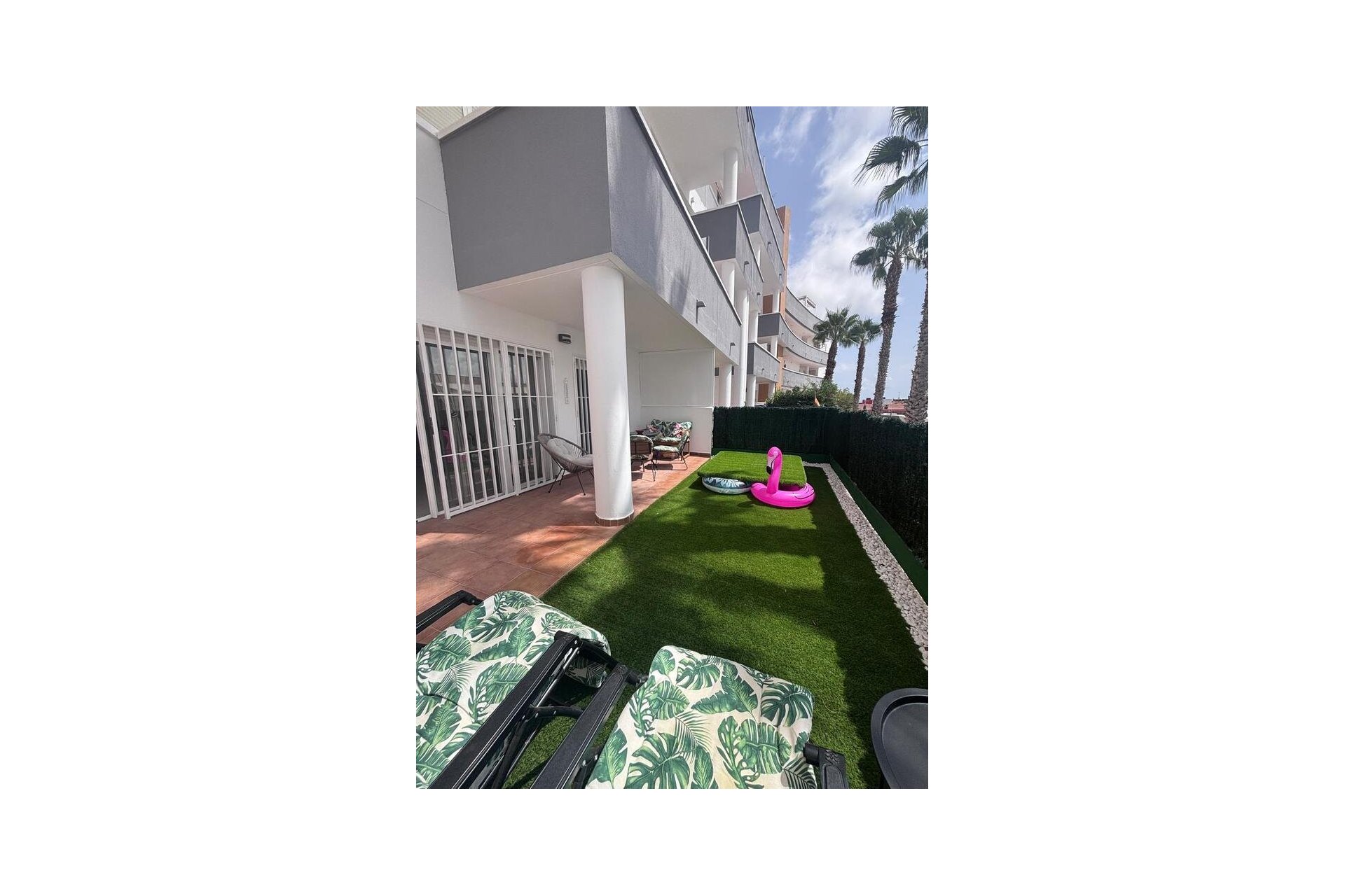 Resale - Apartment -
Villamartin - La Fuente