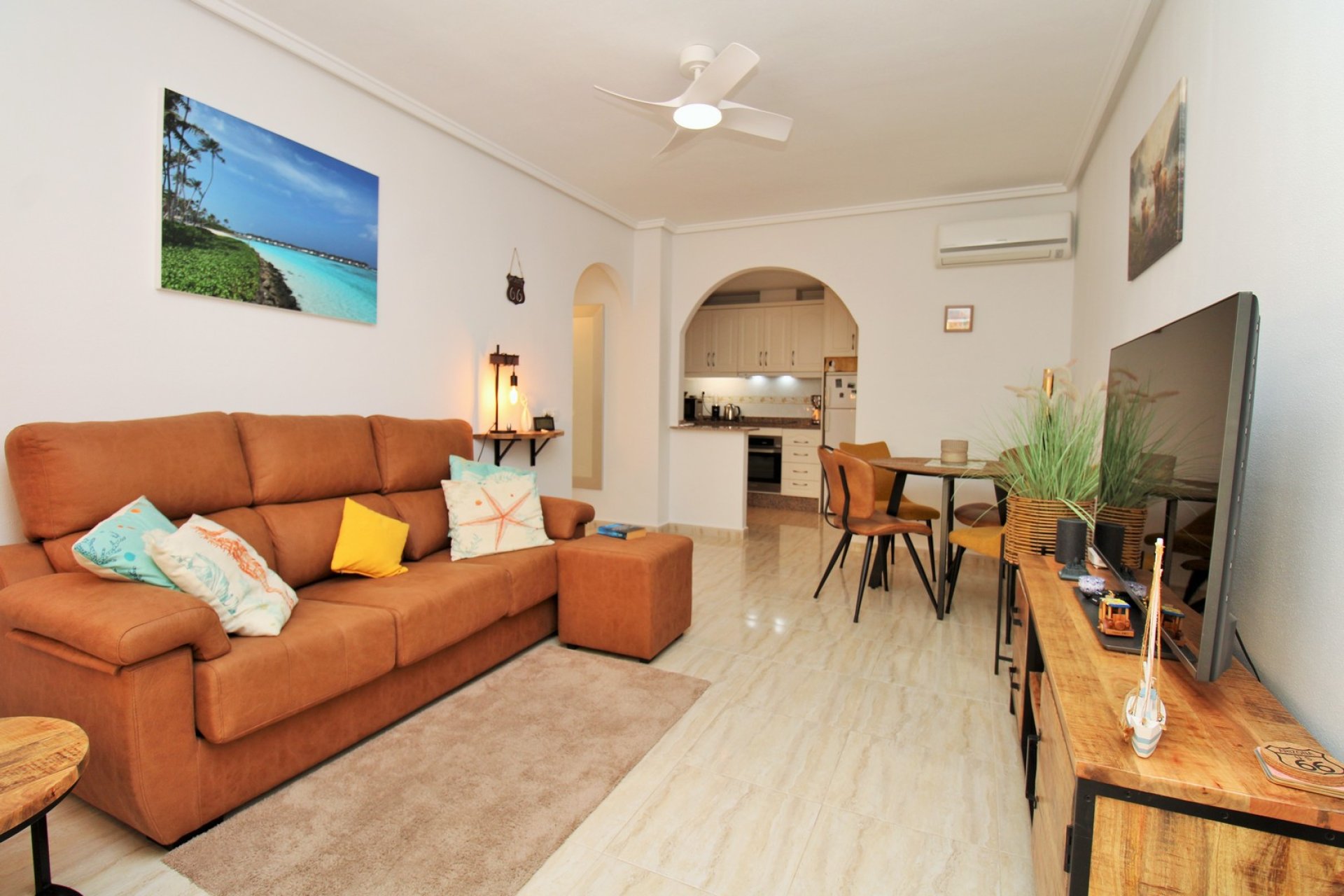 Resale - Apartment -
Villamartin - Los Dolses