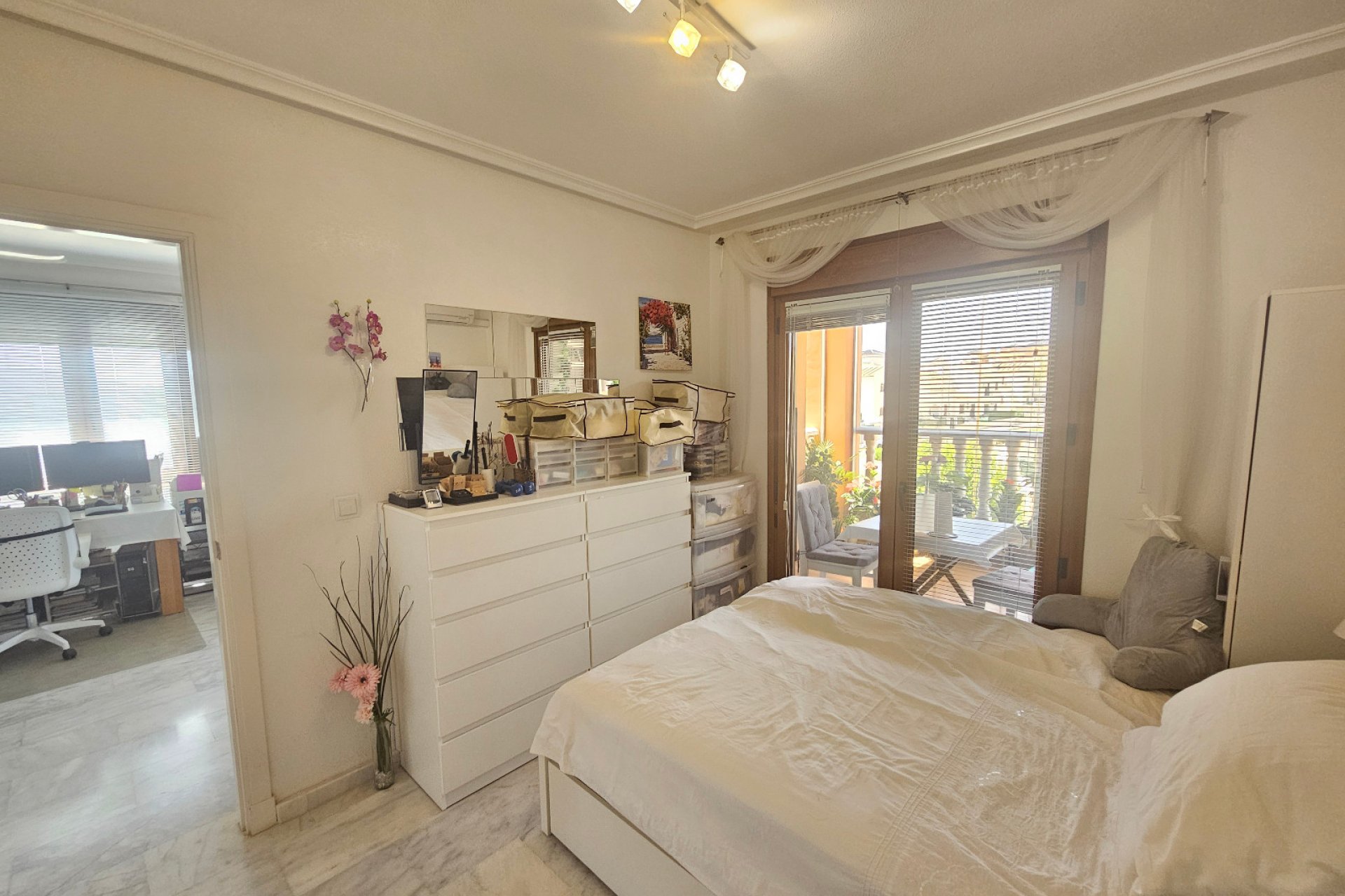 Resale - Apartment -
Villamartin - PAU 8