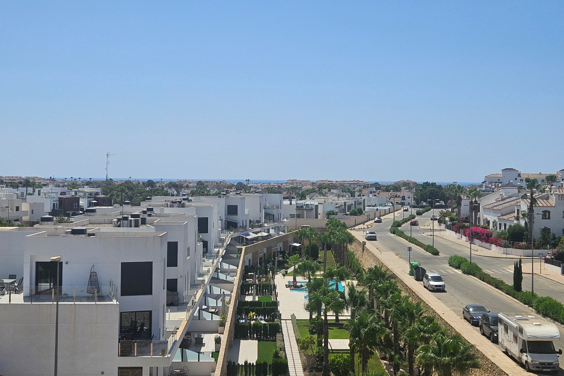 Resale - Apartment -
Villamartin - PAU 8