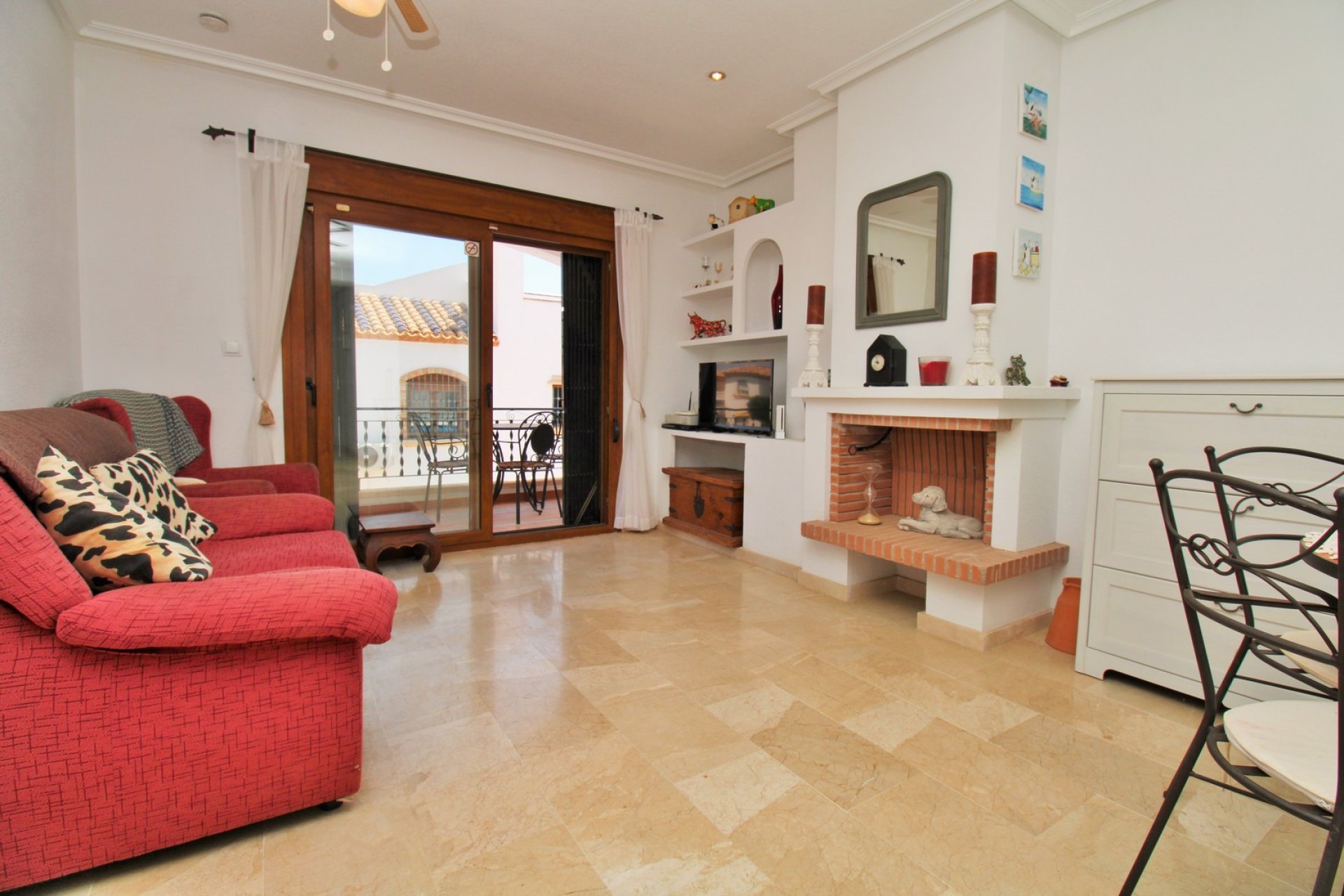 Resale - Apartment -
Villamartin - PAU 8