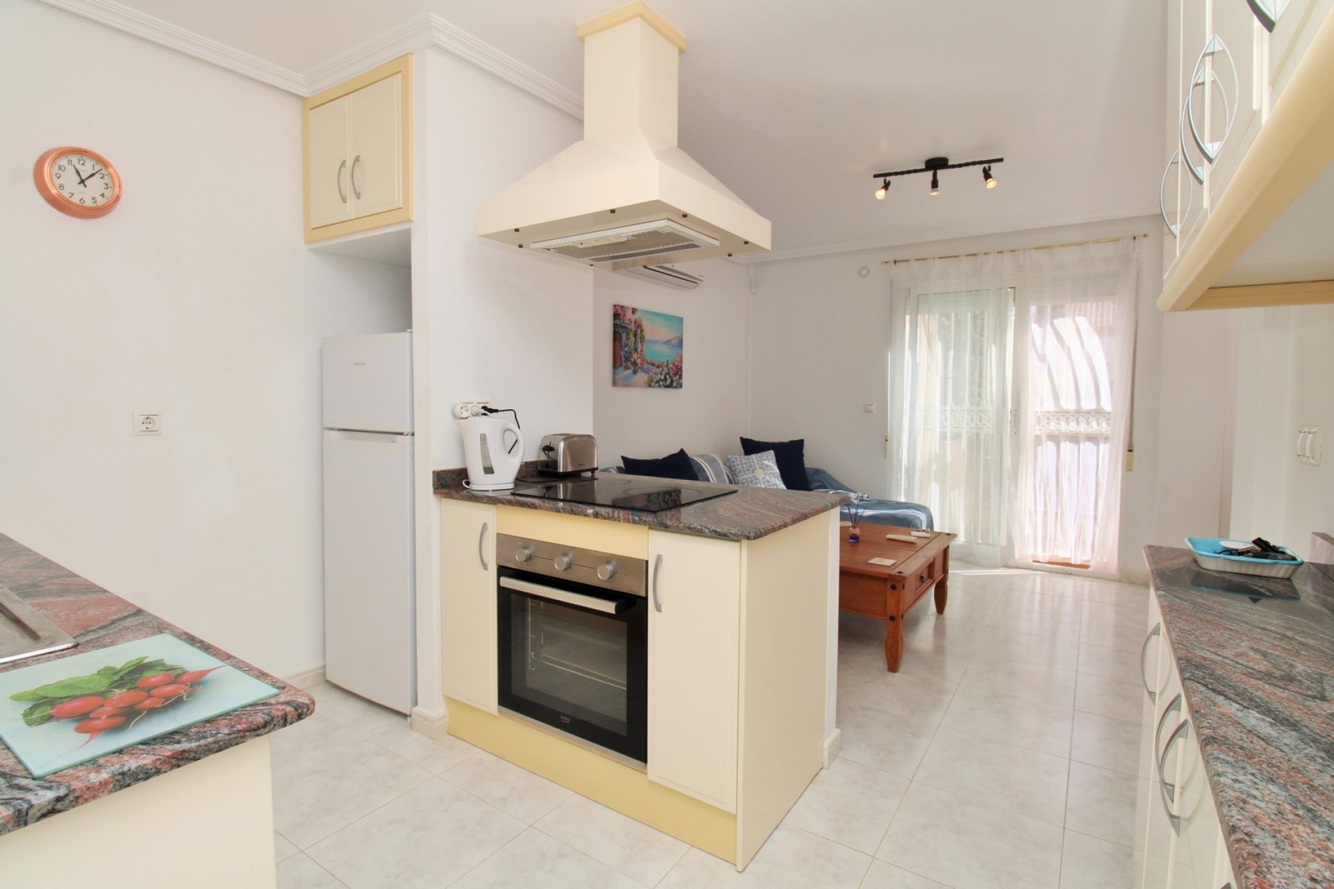 Resale - Apartment -
Villamartin - PAU 8