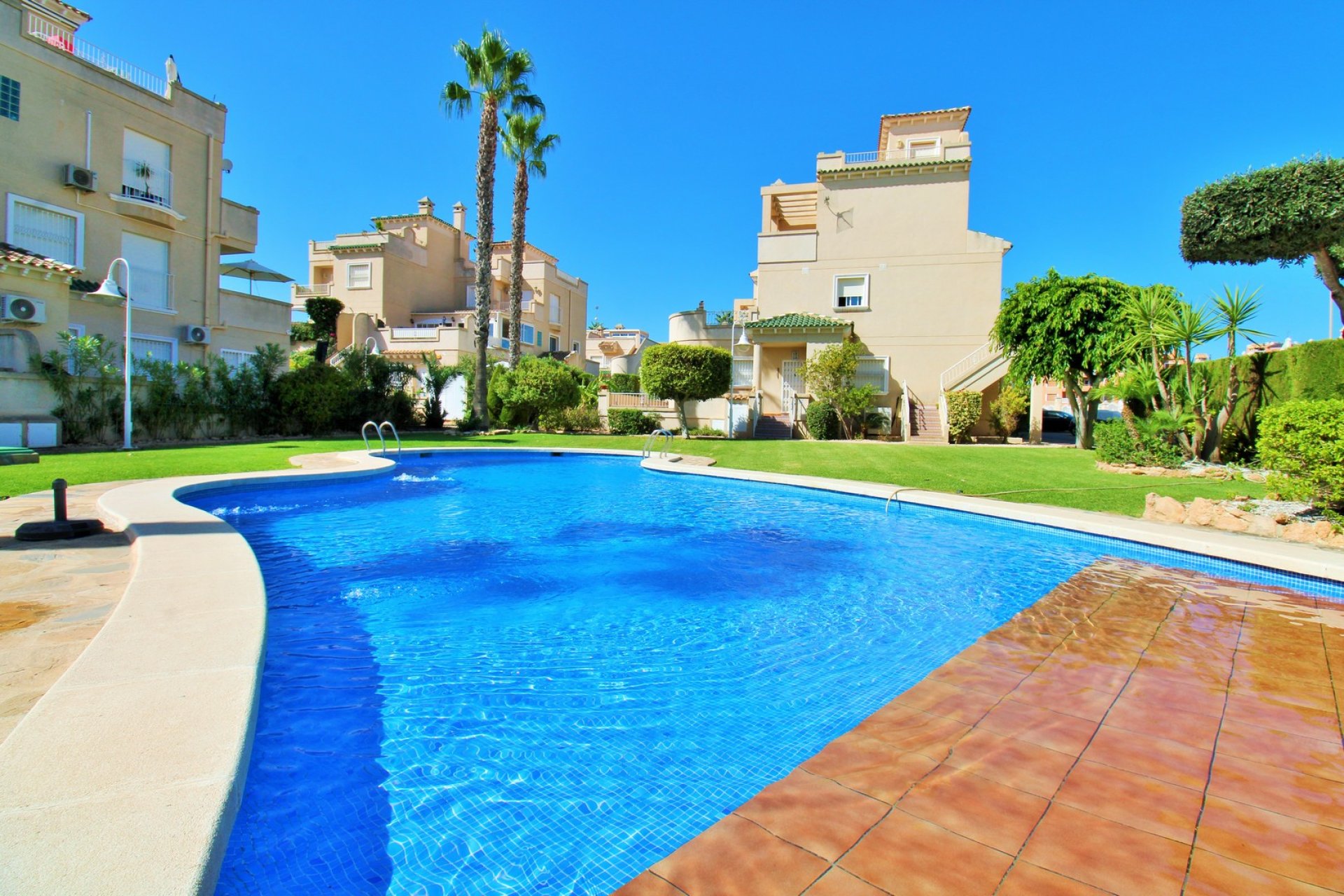 Resale - Apartment -
Villamartin - PAU 8