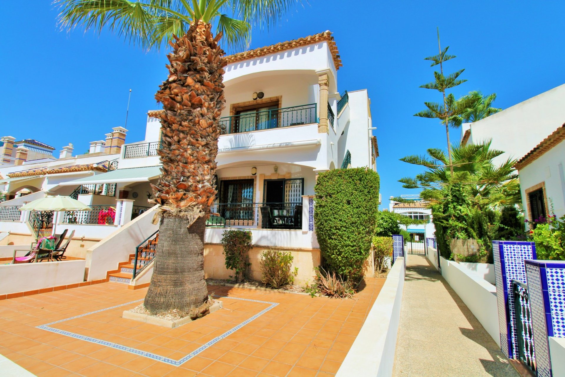Resale - Apartment -
Villamartin - PAU 8