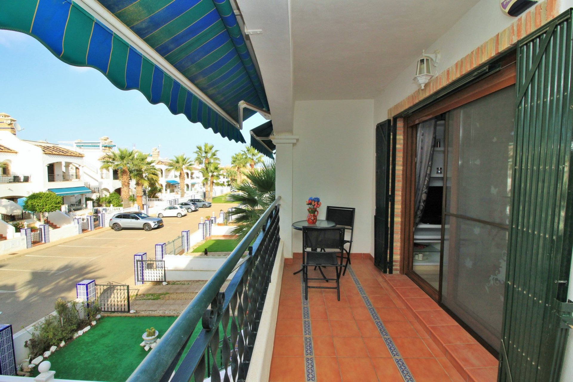 Resale - Apartment -
Villamartin - PAU 8