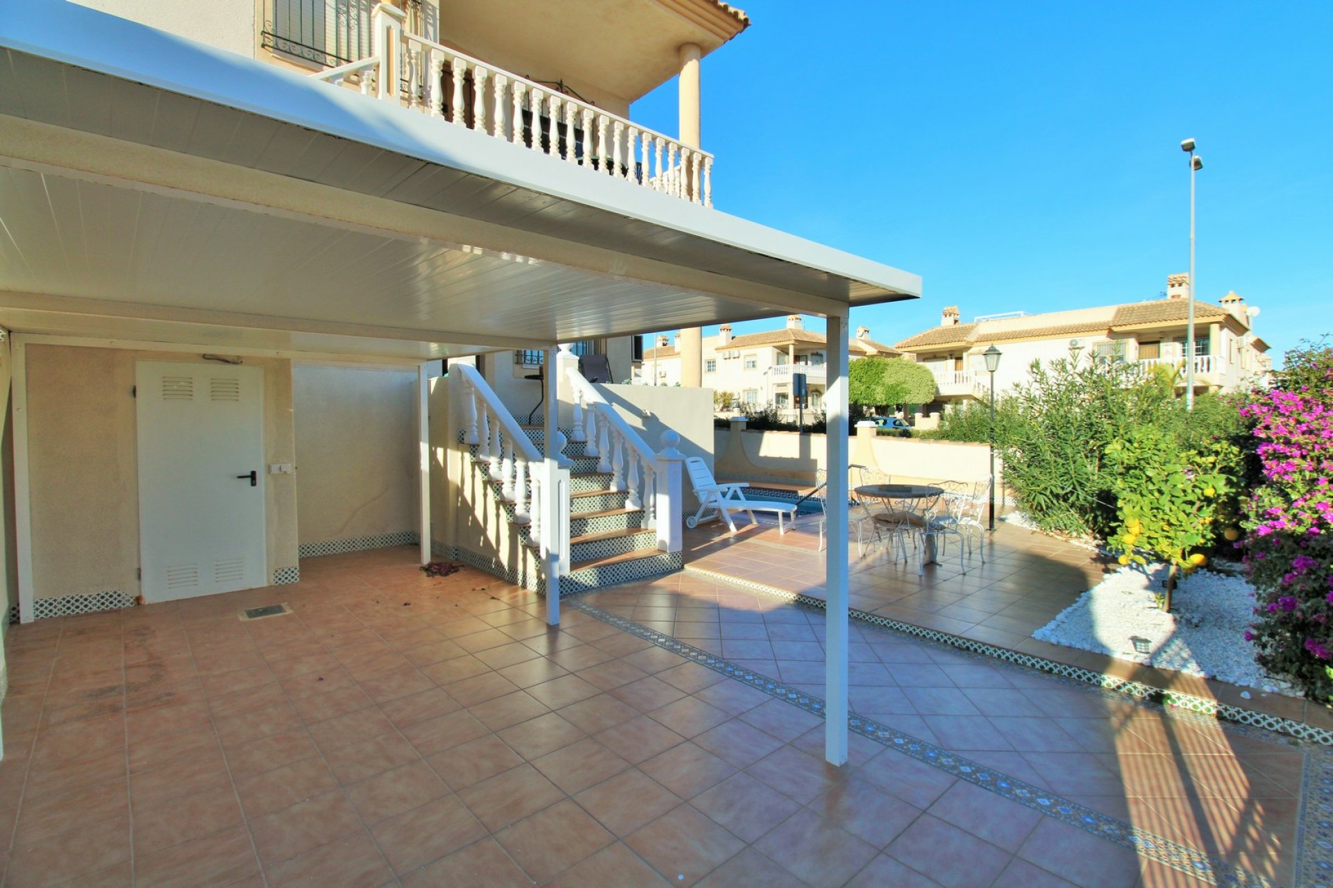 Resale - Apartment -
Villamartin - PAU 8