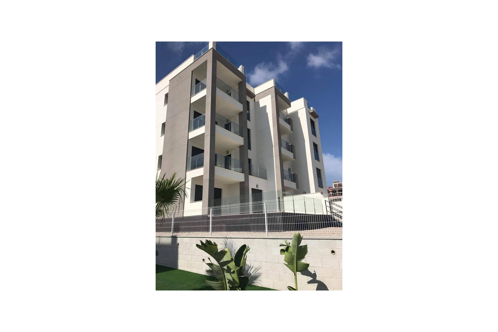 Resale - Apartment -
Villamartin - Villamartín