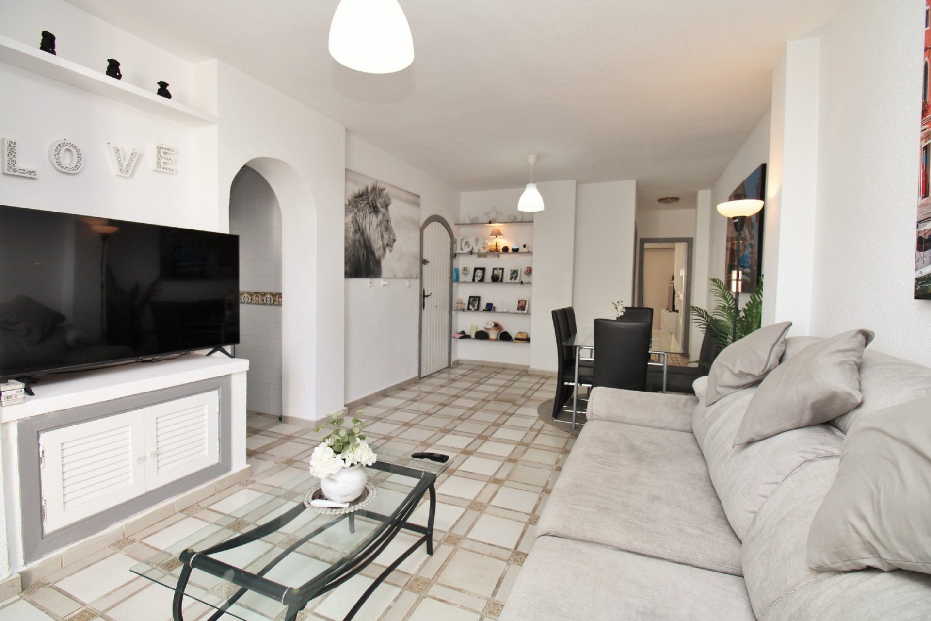 Resale - Apartment -
Villamartin - Villamartín