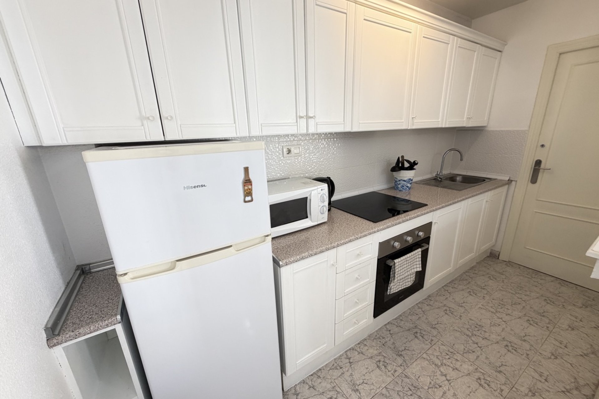 Resale - Apartment -
Villamartin - Villamartín