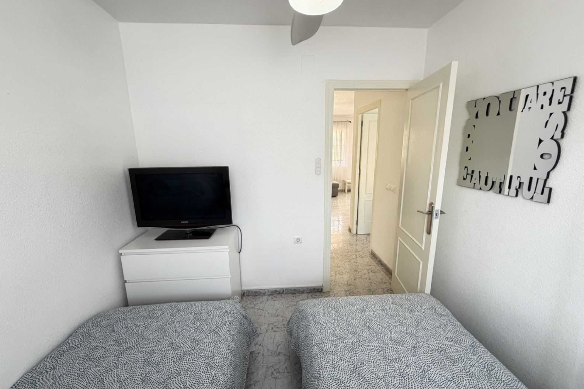 Resale - Apartment -
Villamartin - Villamartín