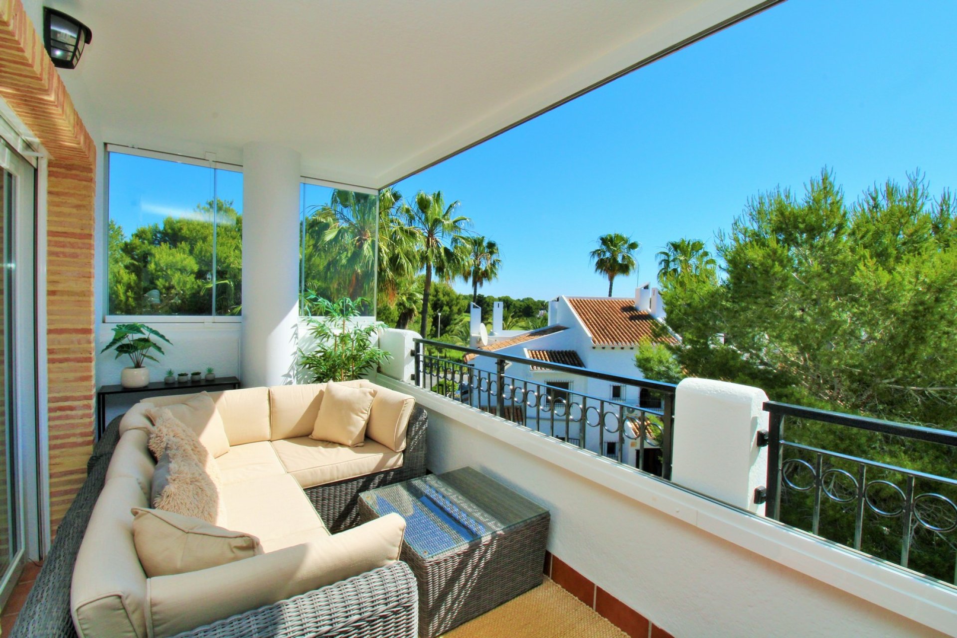 Resale - Apartment -
Villamartin - Villamartín