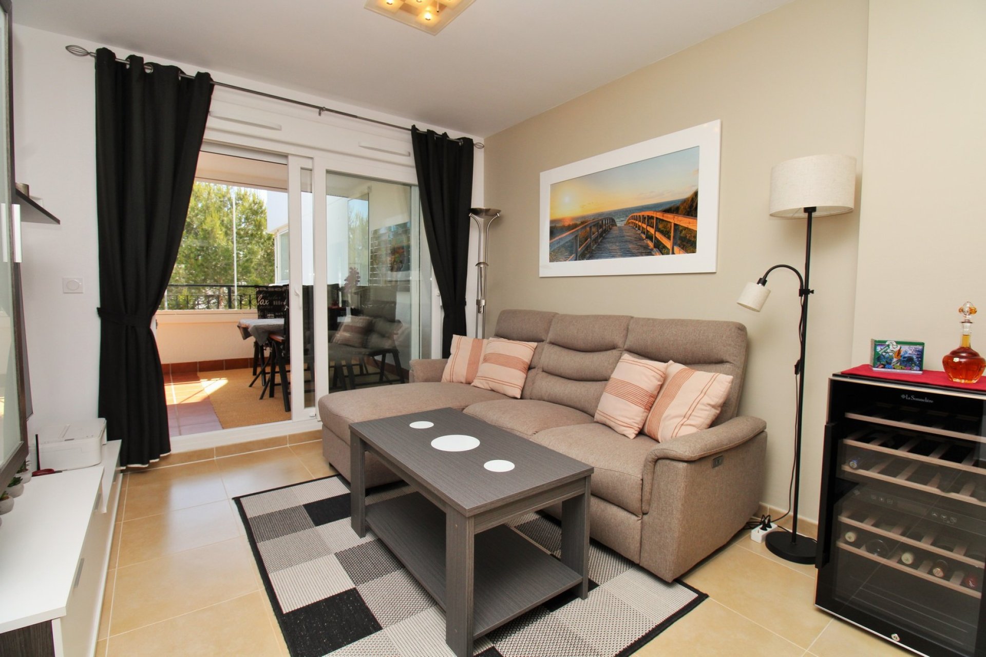 Resale - Apartment -
Villamartin - Villamartín