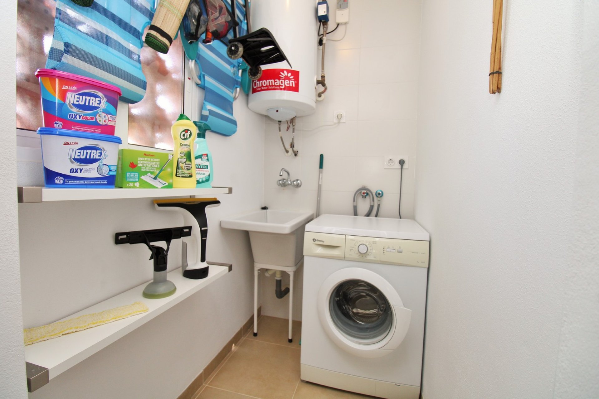 Resale - Apartment -
Villamartin - Villamartín