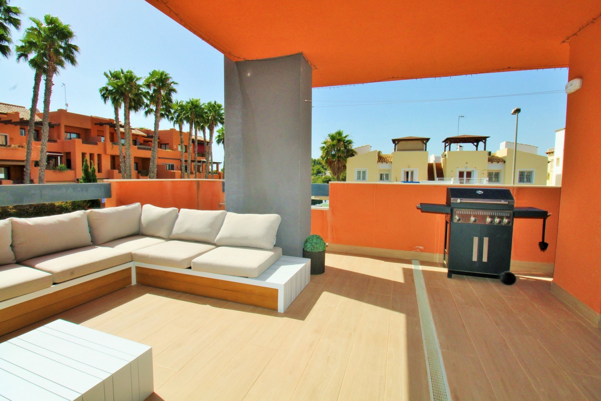 Resale - Apartment -
Villamartin - Villamartín