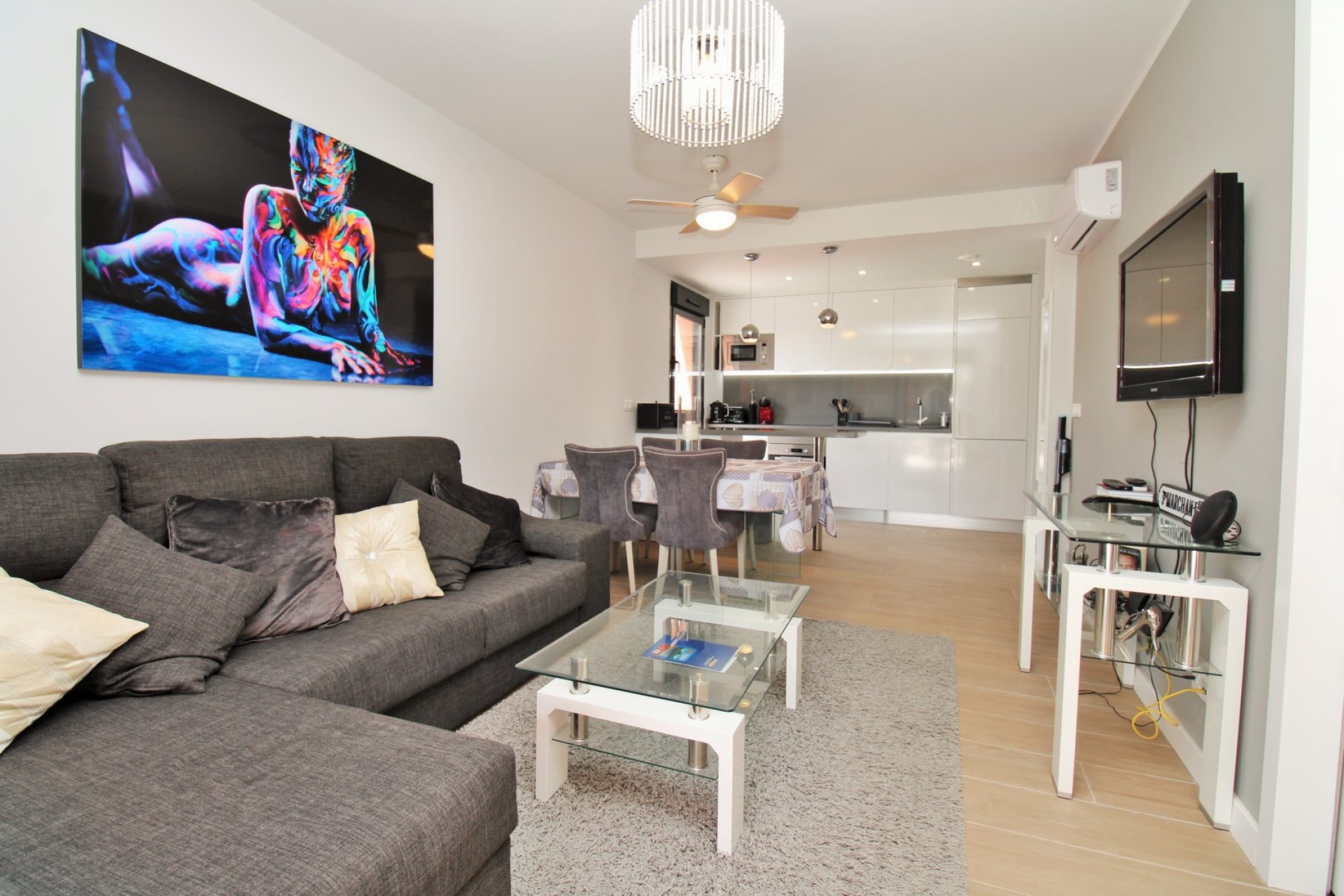 Resale - Apartment -
Villamartin - Villamartín
