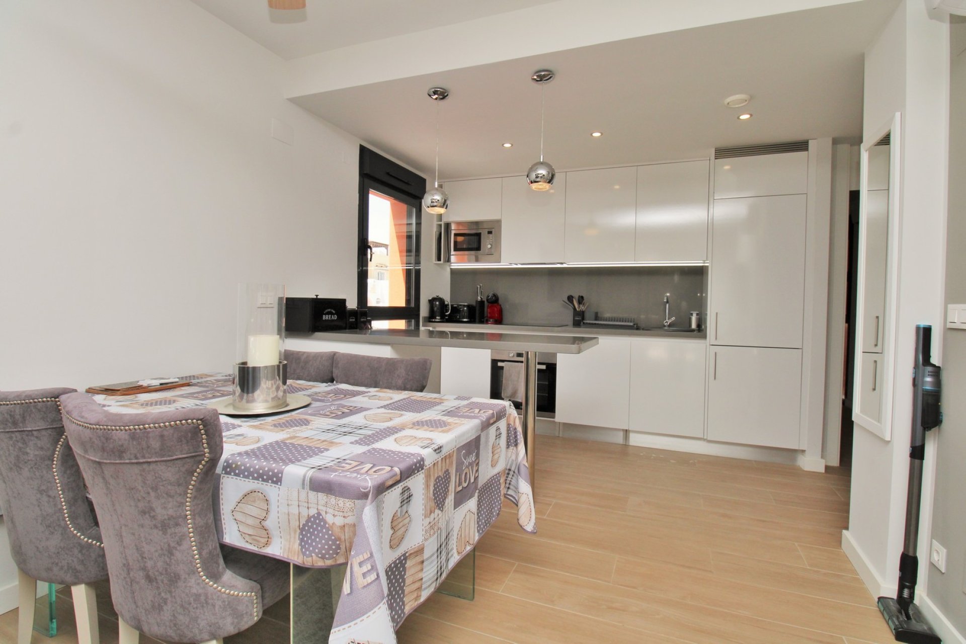 Resale - Apartment -
Villamartin - Villamartín