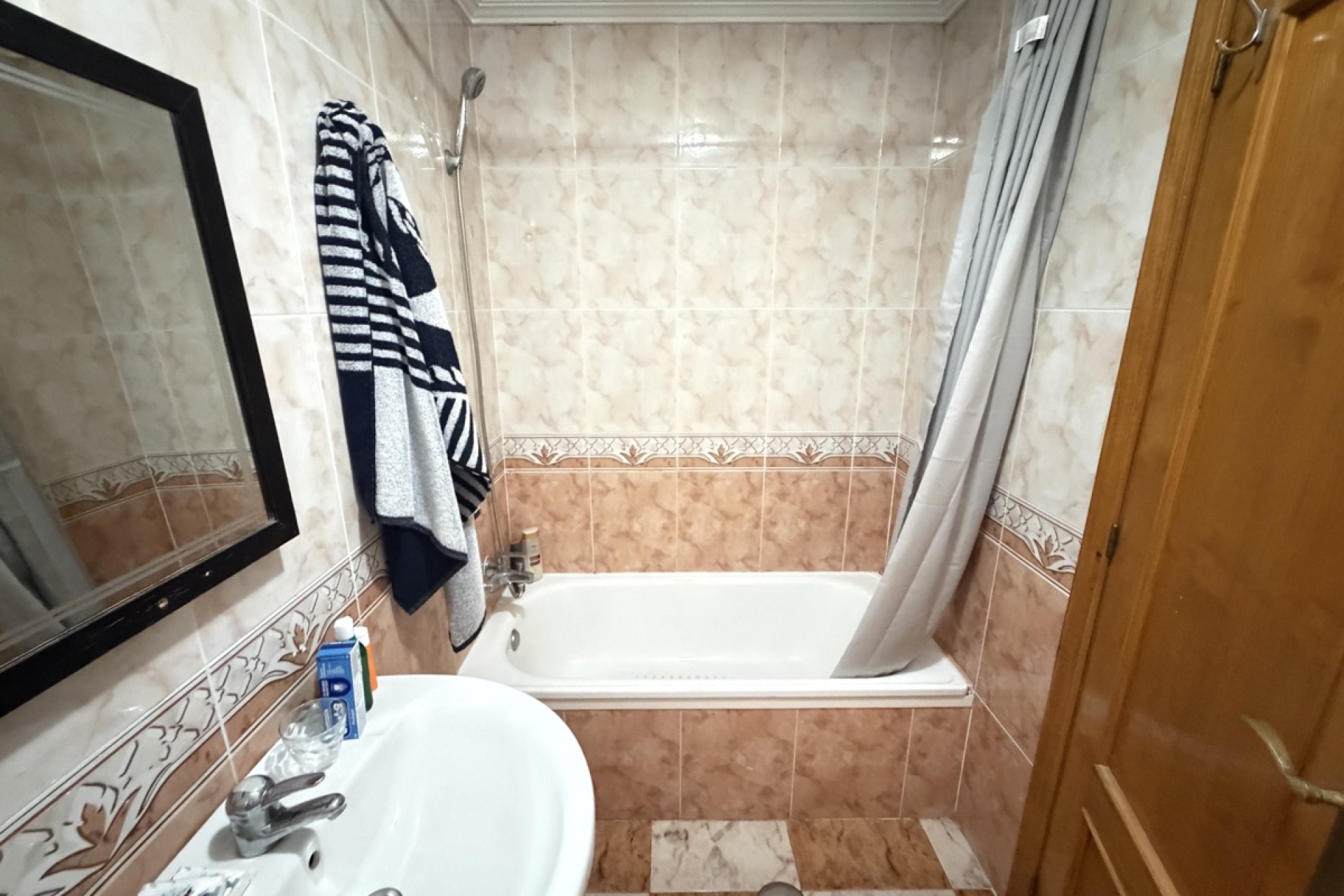 Resale - Apartment -
Villamartin - Villamartín