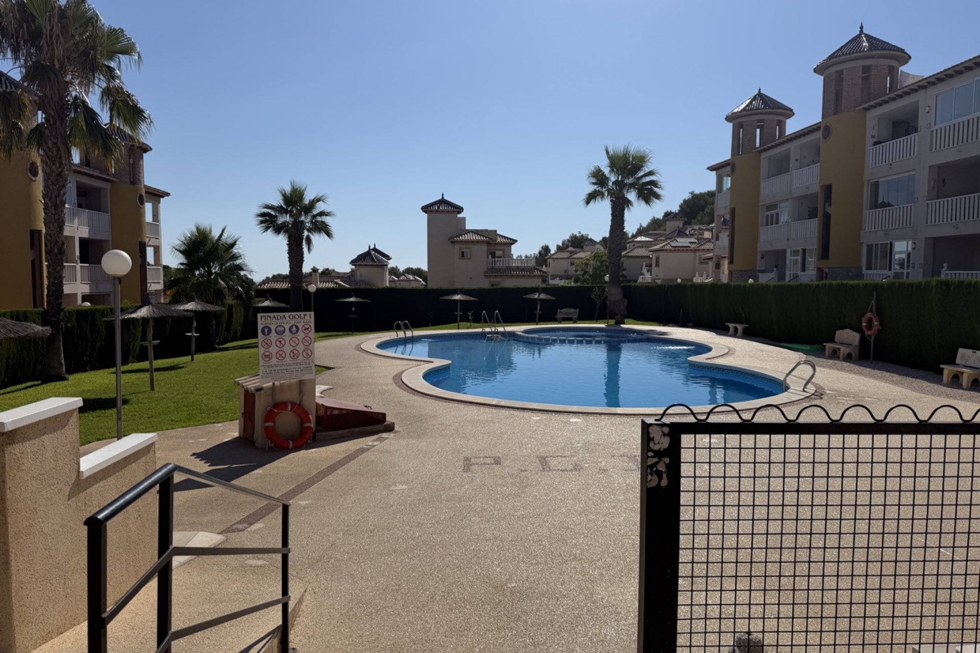 Resale - Apartment -
Villamartin - Villamartín