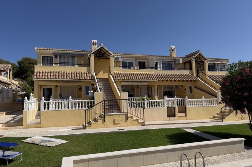 Resale - Apartment -
Villamartin - Villamartín