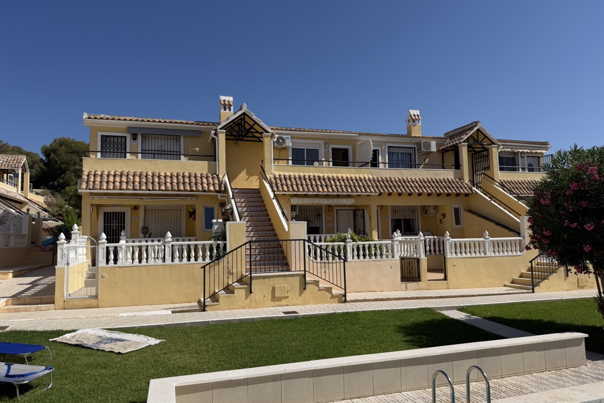Resale - Apartment -
Villamartin - Villamartín