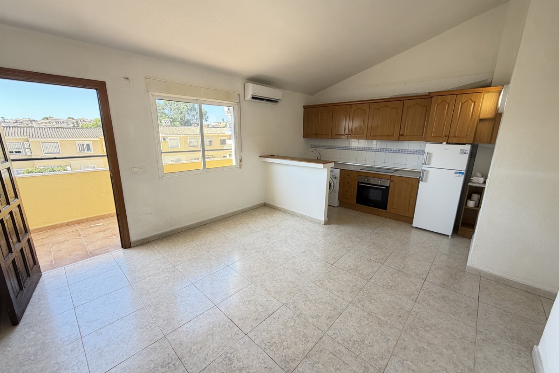 Resale - Apartment -
Villamartin - Villamartín