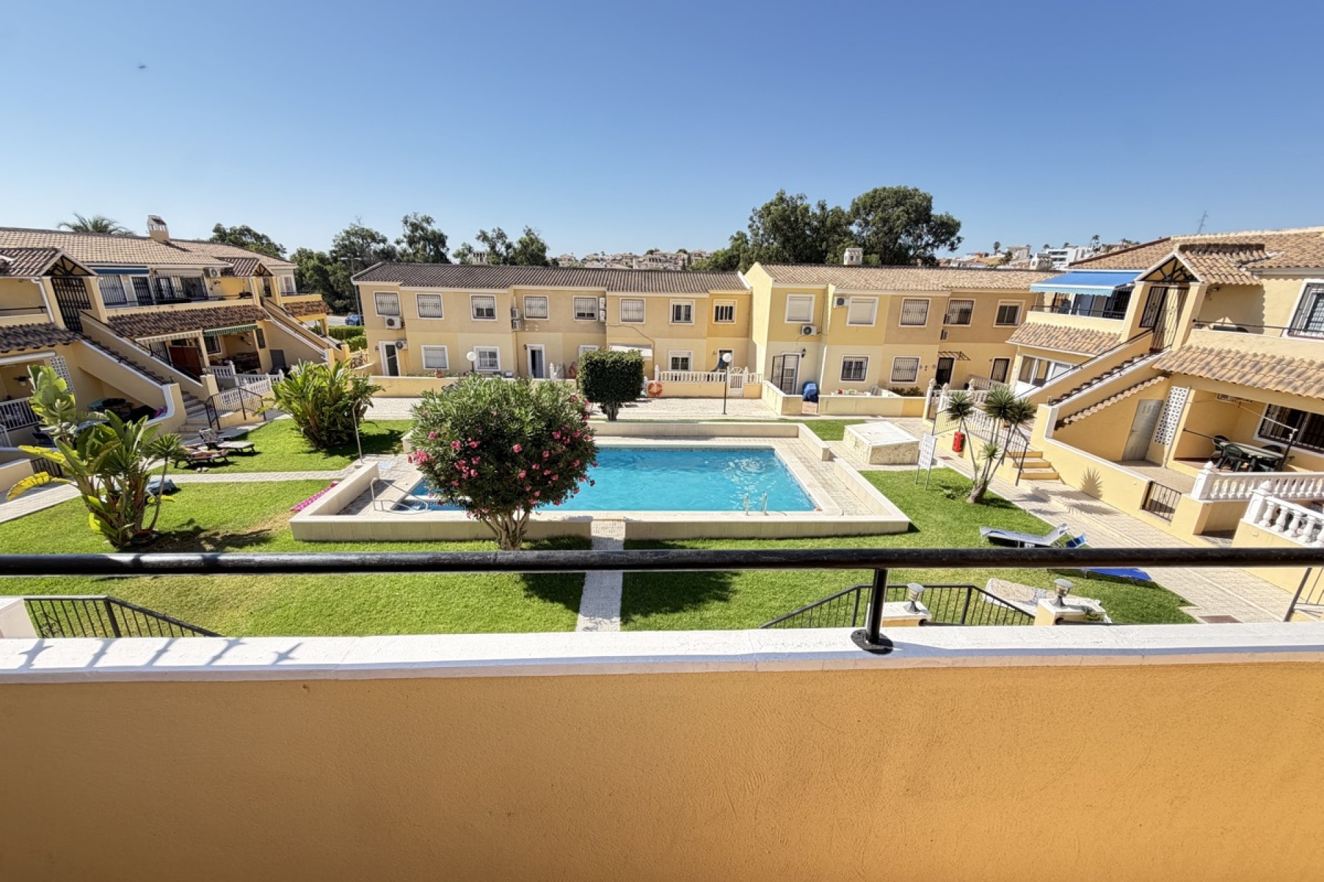 Resale - Apartment -
Villamartin - Villamartín