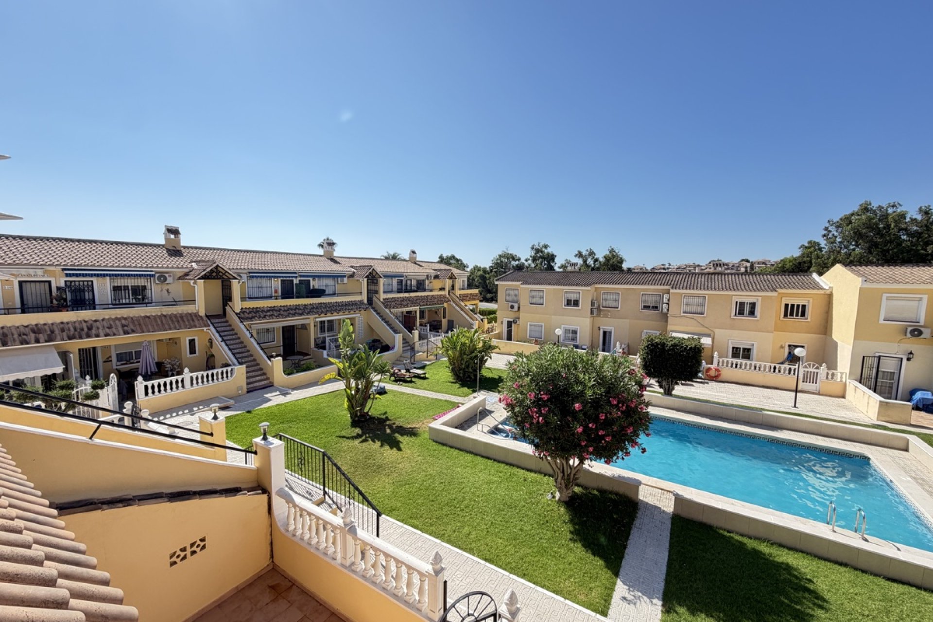 Resale - Apartment -
Villamartin - Villamartín