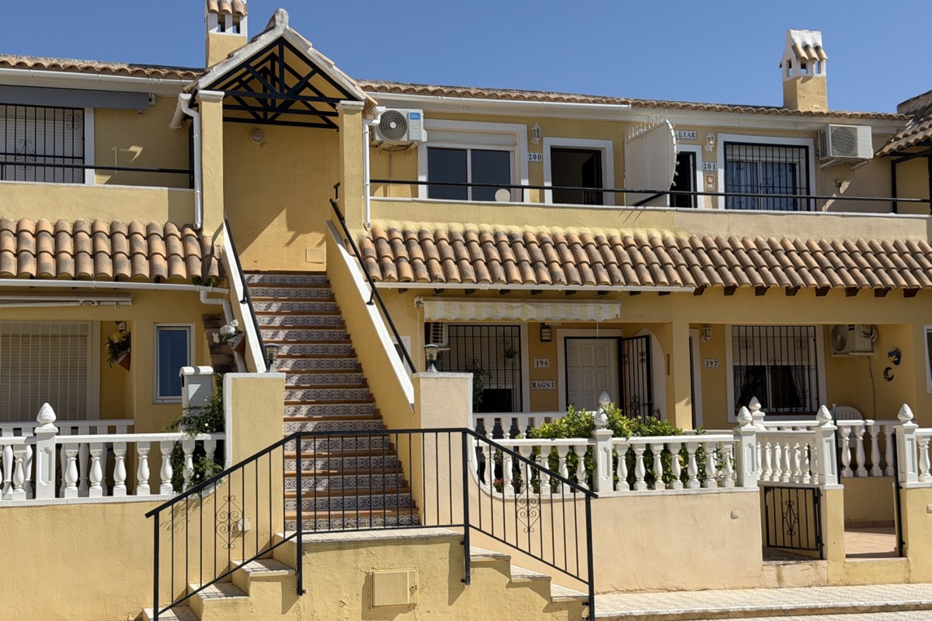Resale - Apartment -
Villamartin - Villamartín