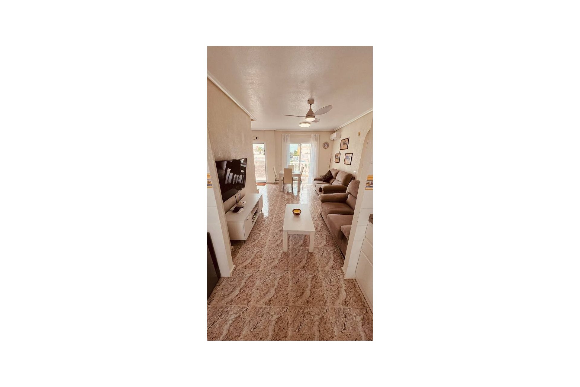 Resale - Apartment -
Villamartin - Villamartín