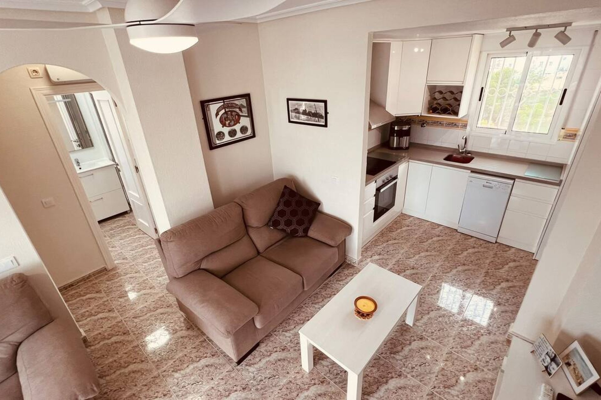 Resale - Apartment -
Villamartin - Villamartín
