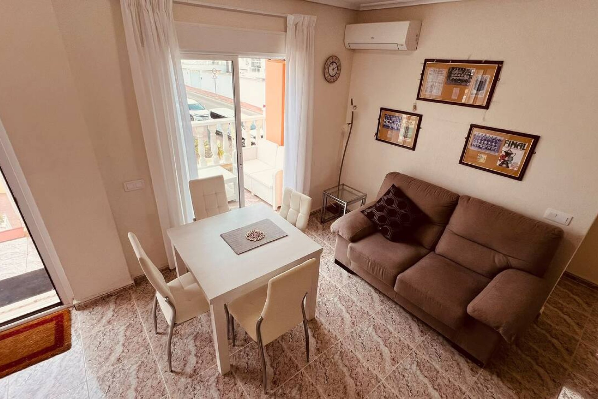 Resale - Apartment -
Villamartin - Villamartín