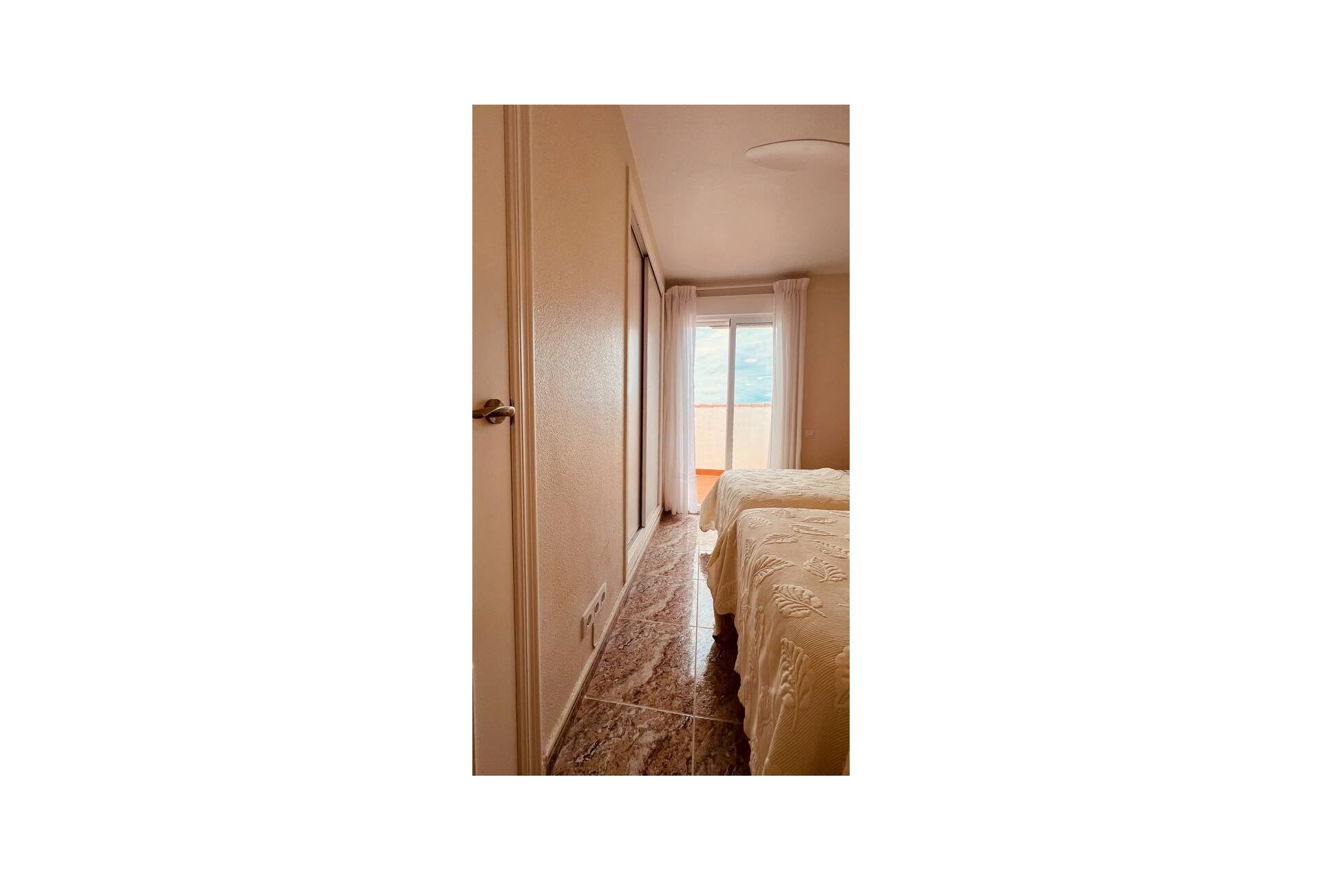 Resale - Apartment -
Villamartin - Villamartín