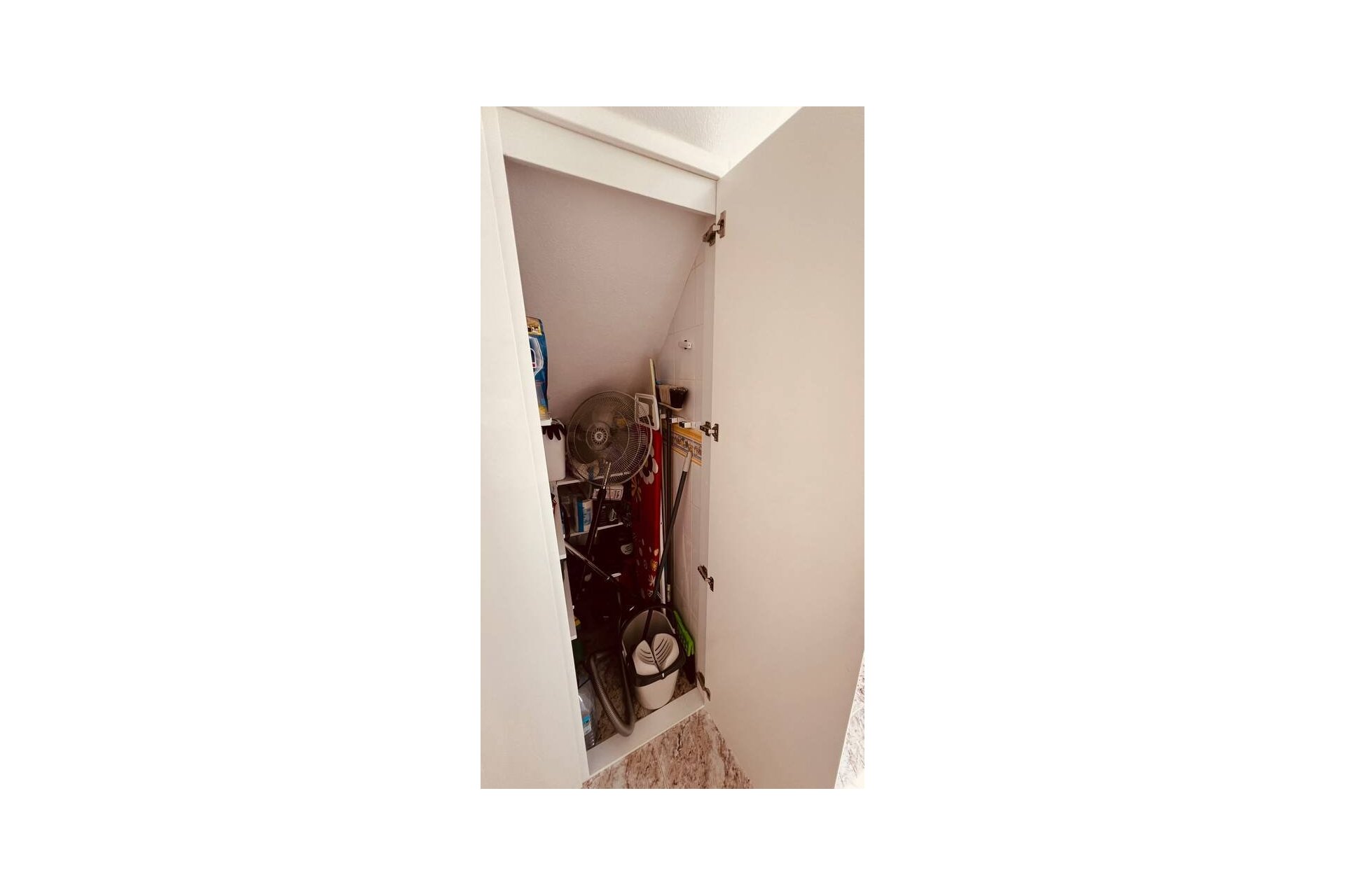 Resale - Apartment -
Villamartin - Villamartín