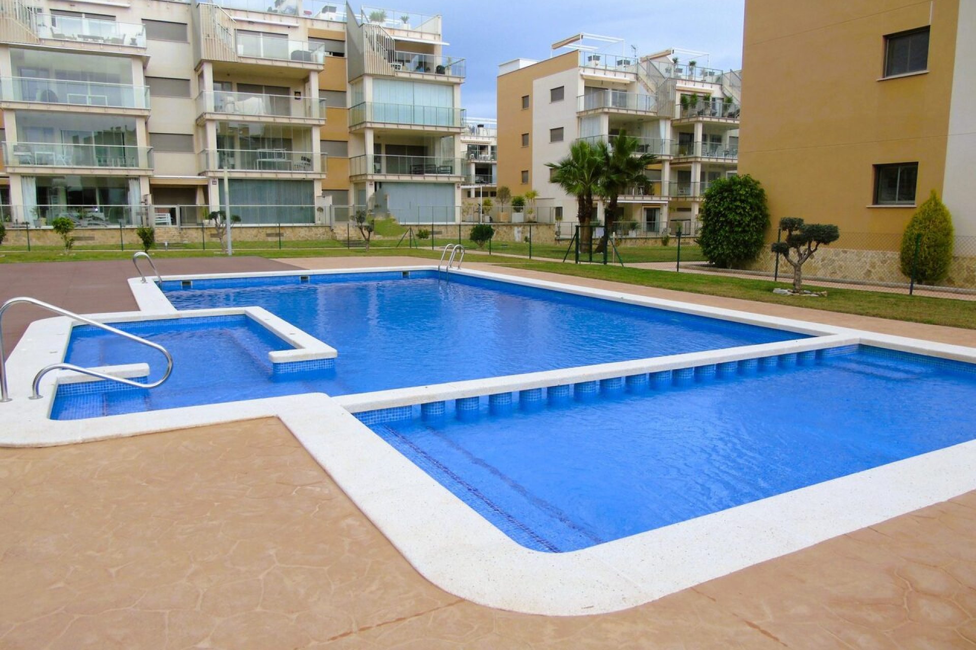 Resale - Apartment -
Villamartin - Villamartín