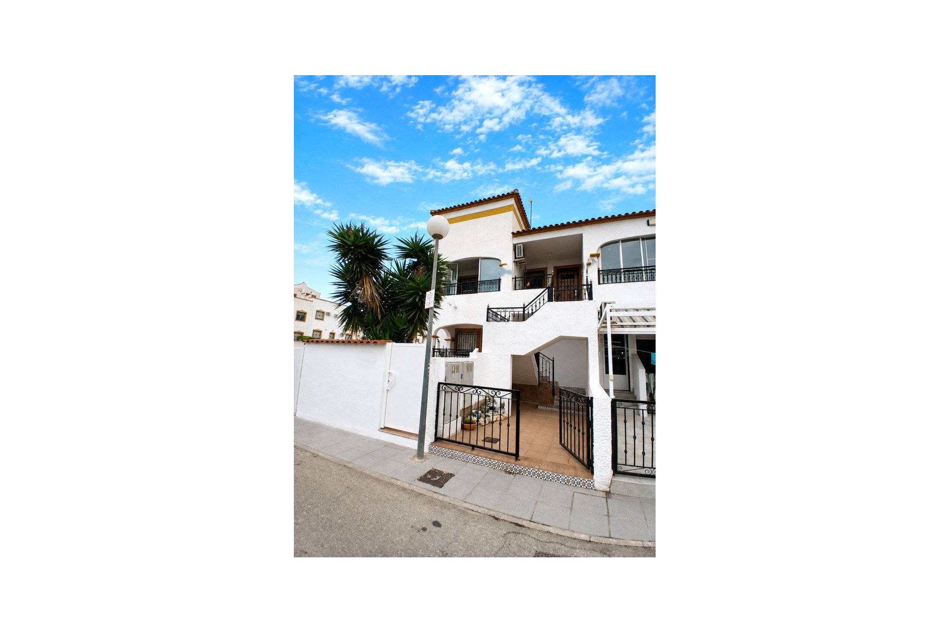 Resale - Apartment -
Vistabella Golf - Costa Blanca