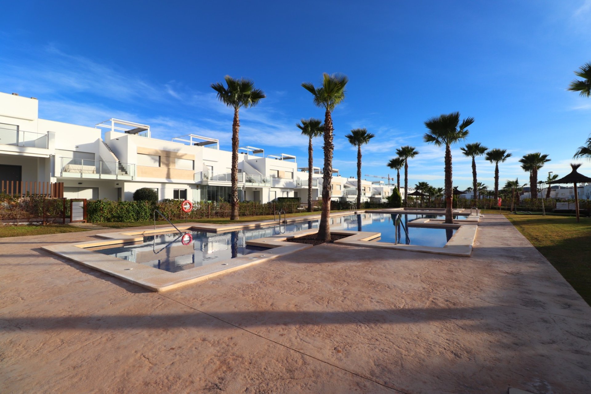 Resale - Apartment -
Vistabella Golf