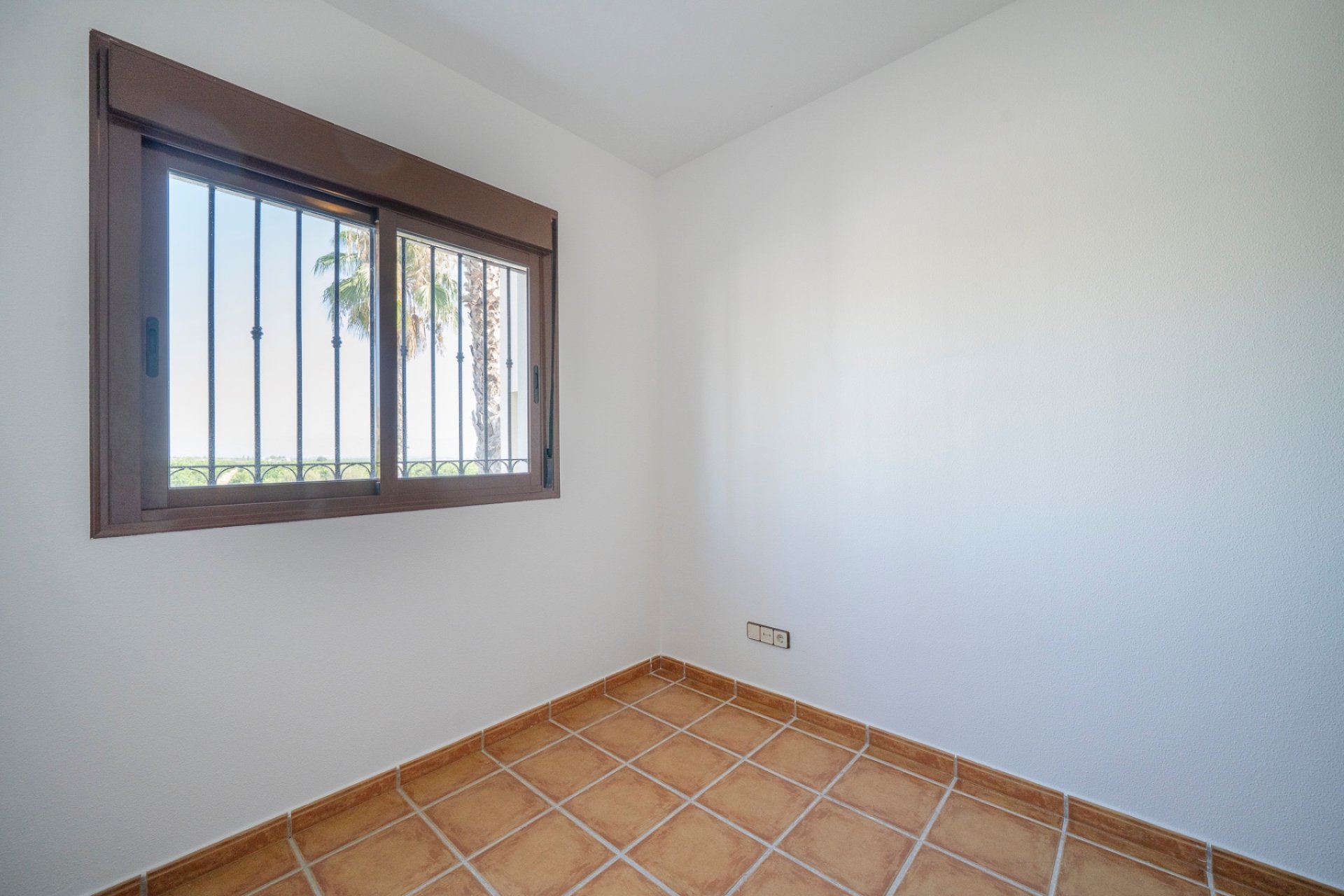 Resale - Bungalow -
Algorfa
