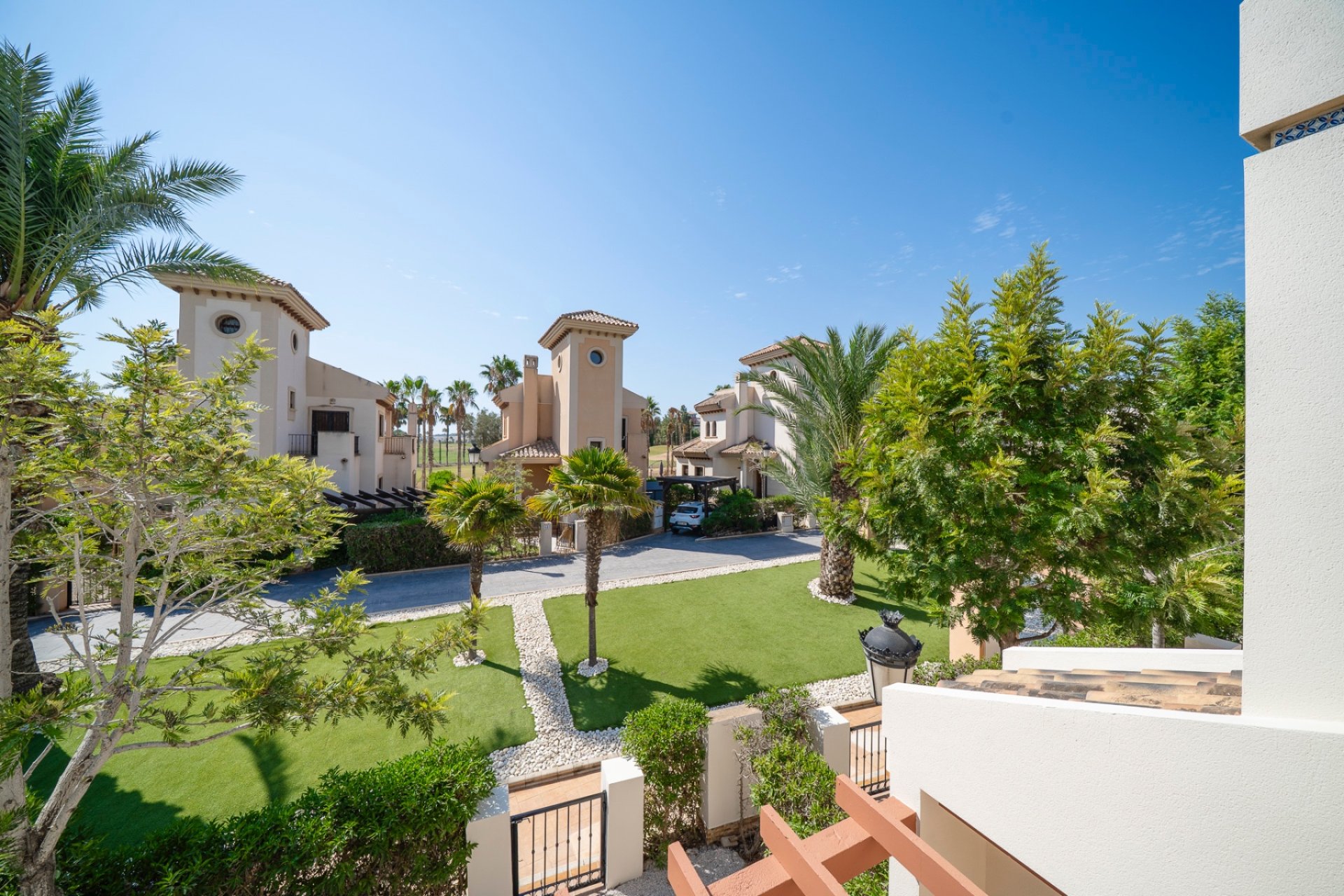 Resale - Bungalow -
Algorfa