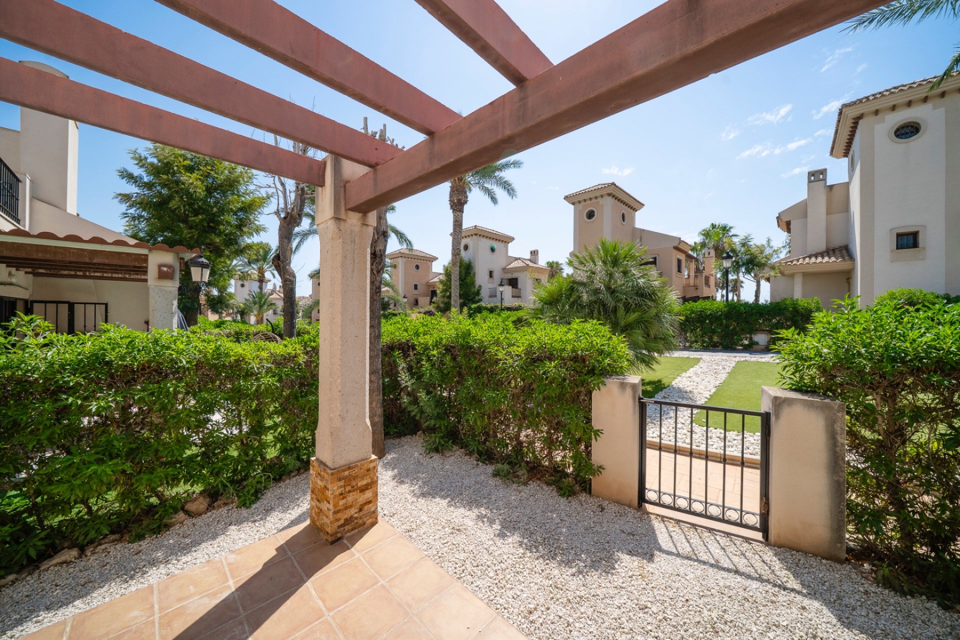 Resale - Bungalow -
Algorfa